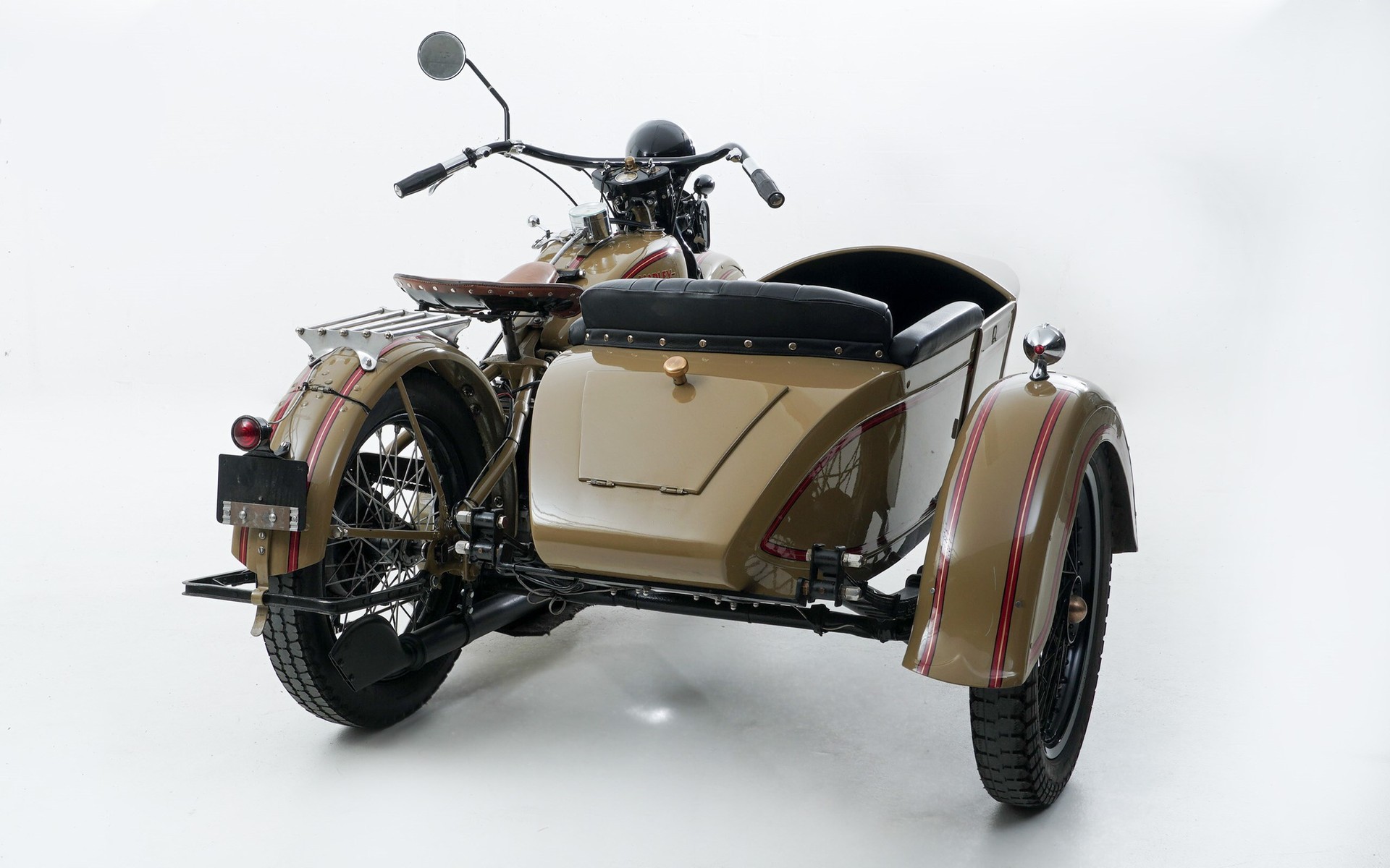 HARLEY-DAVIDSON-image-2