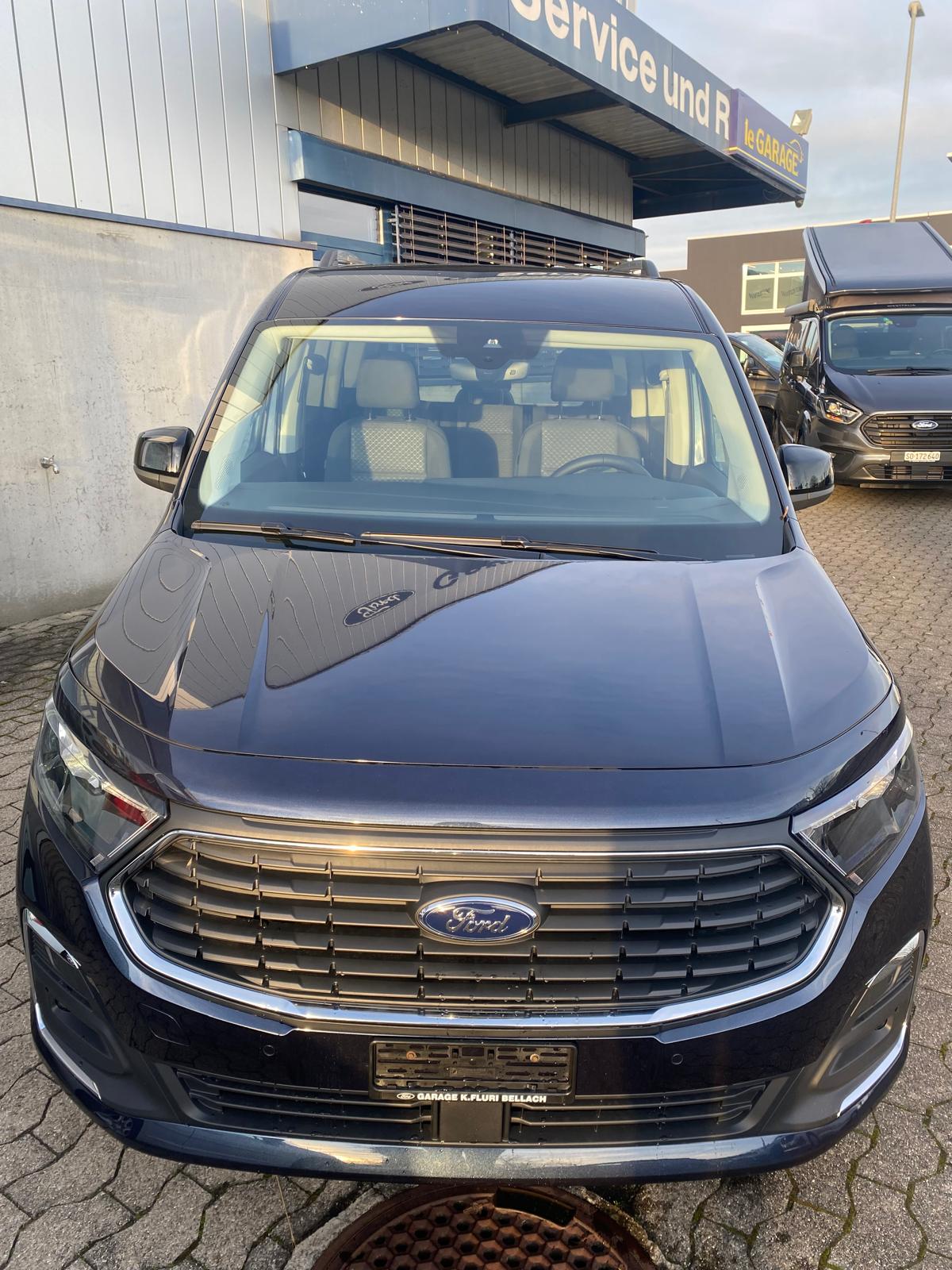 FORD Tourneo Connect 1.5 EcoBoost Titanium Automat-image-1
