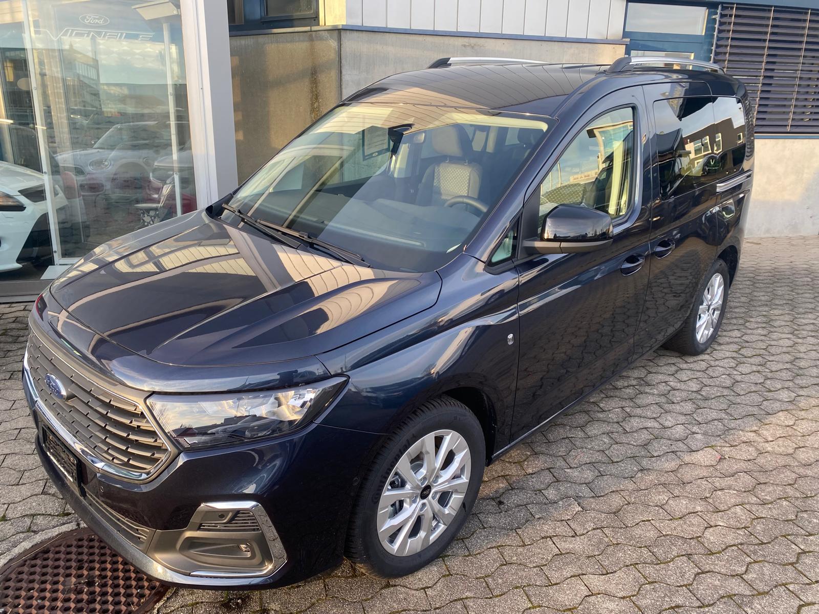 FORD Tourneo Connect 1.5 EcoBoost Titanium Automat