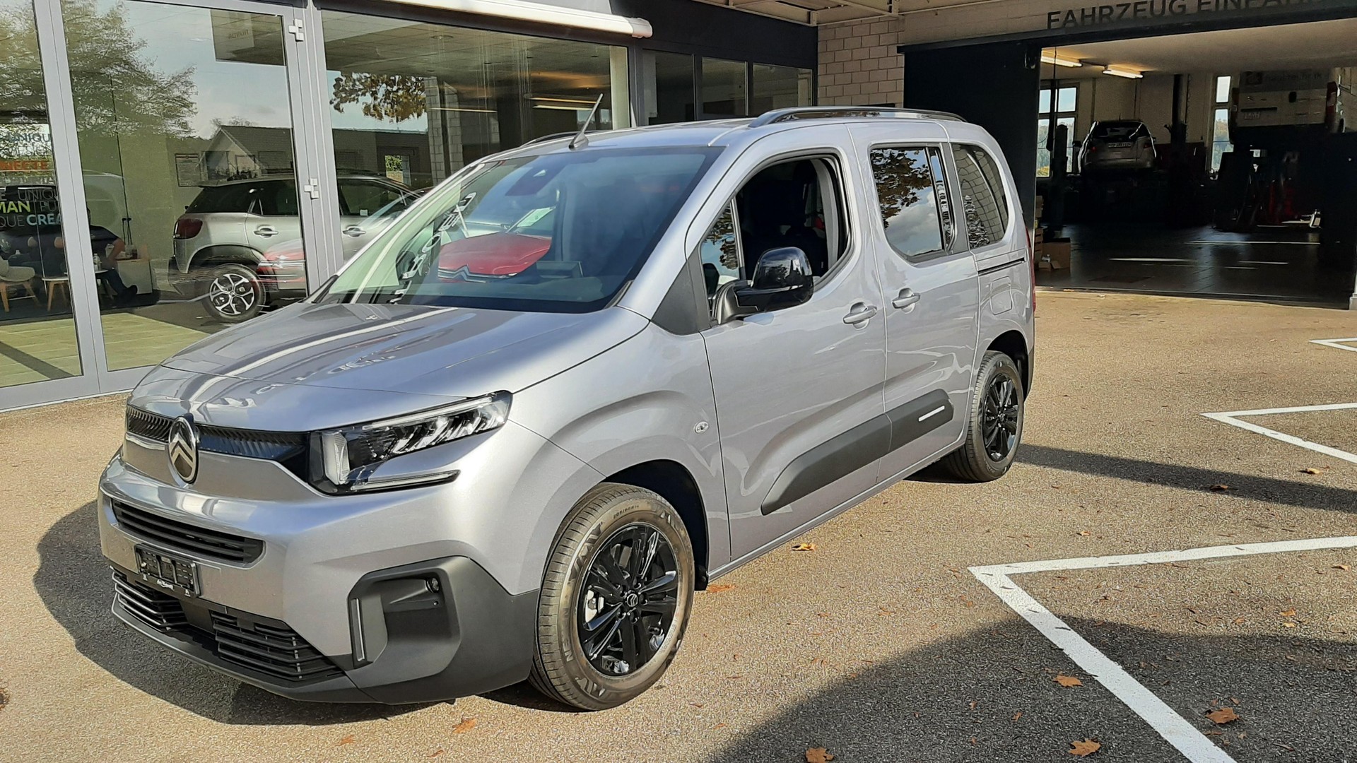 CITROEN Berlingo 1.5 BlueHDi 130 Max-image-1