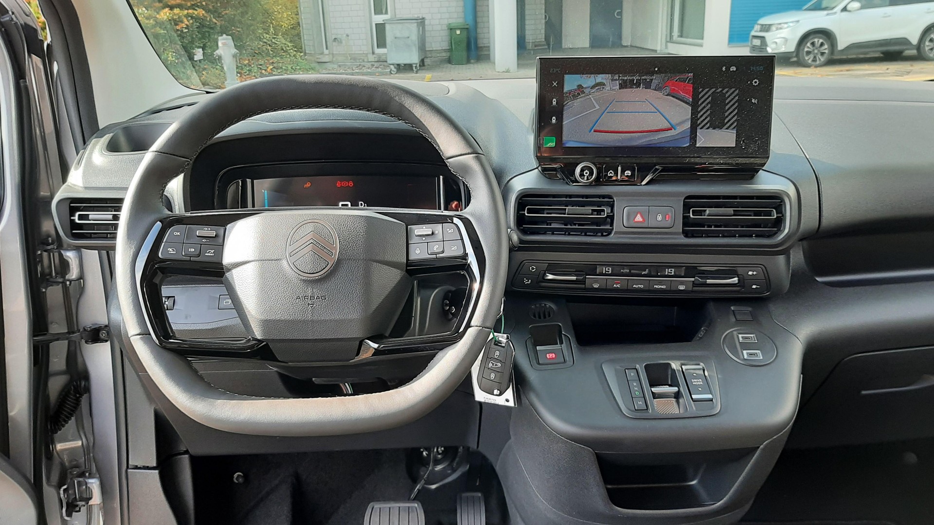 CITROEN Berlingo 1.5 BlueHDi 130 Max-image-6