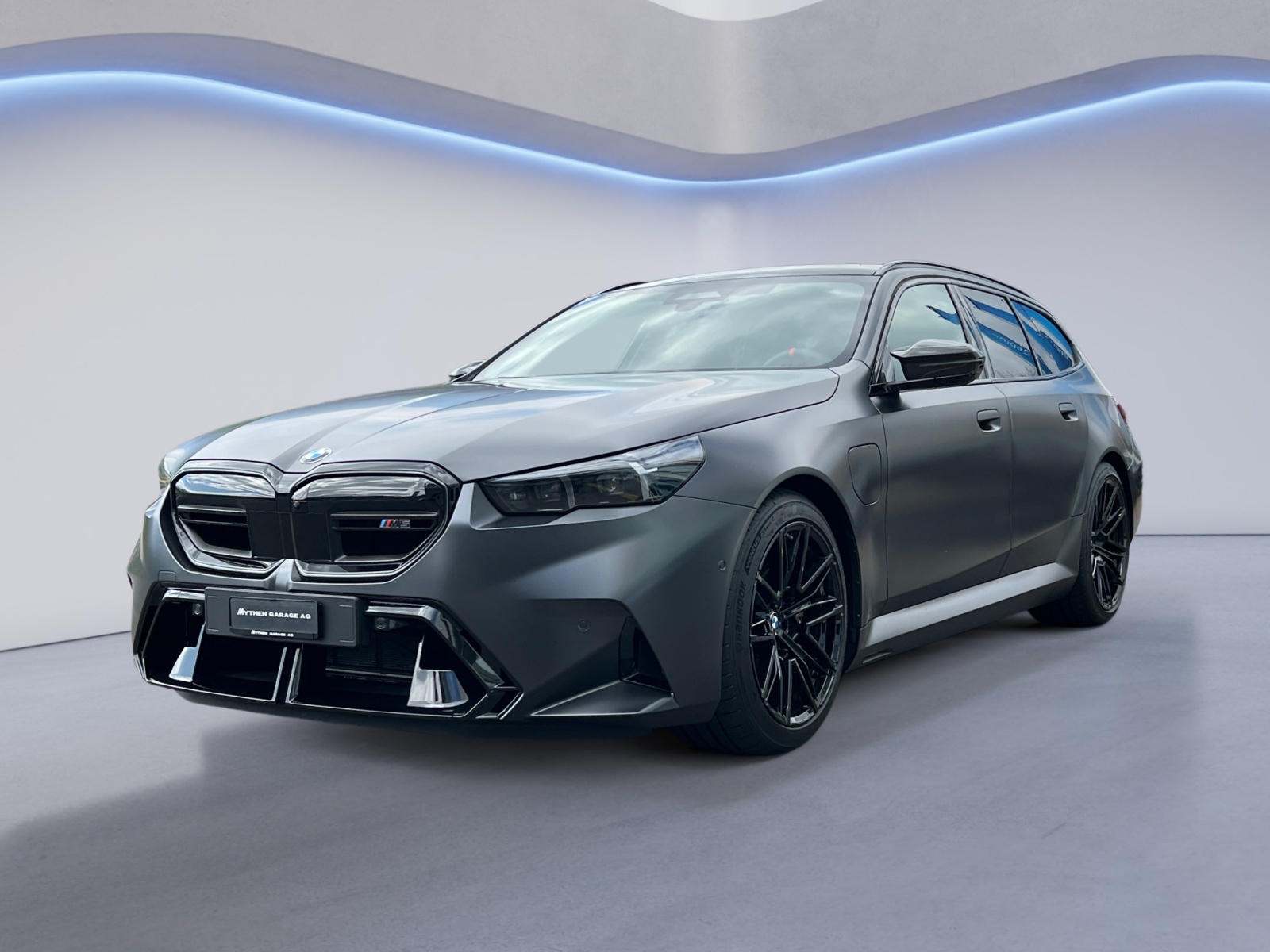 BMW M5 xDrive Touring