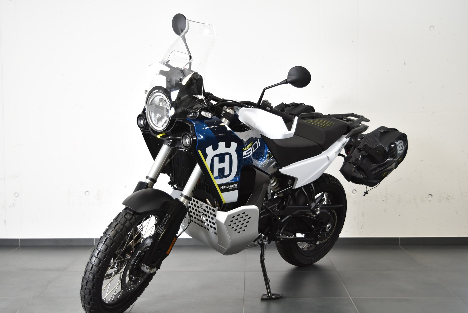 HUSQVARNA NORDEN 901 EXPEDITION-image-1