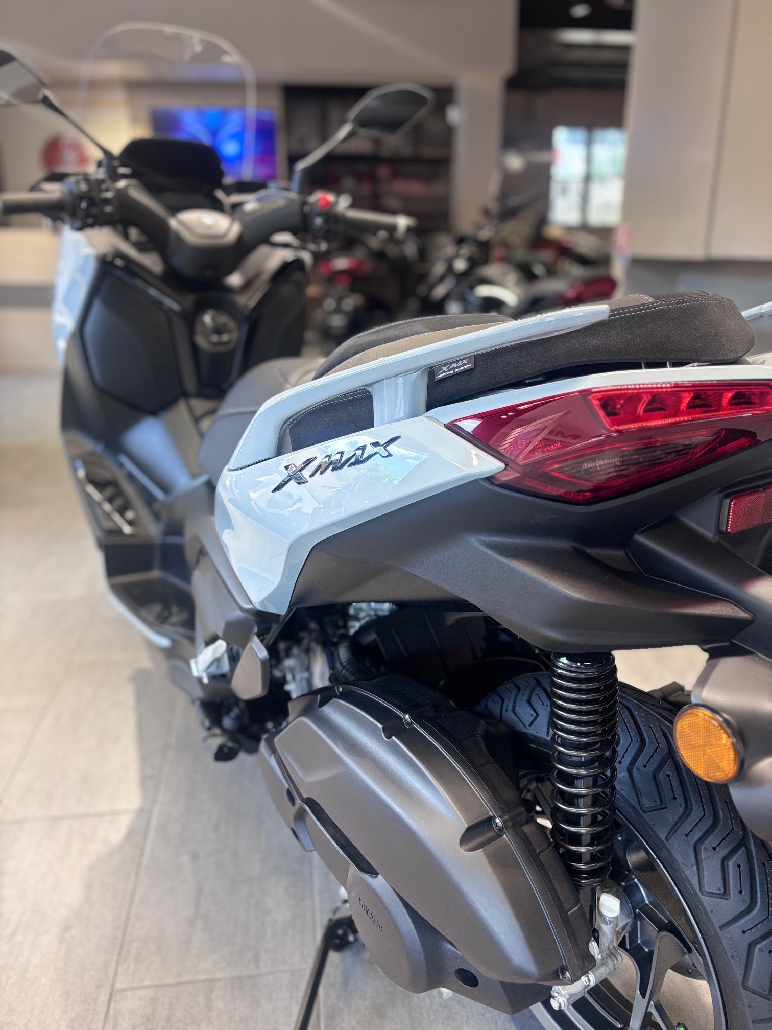 YAMAHA X-MAX 125 TECHMAX+-image-3