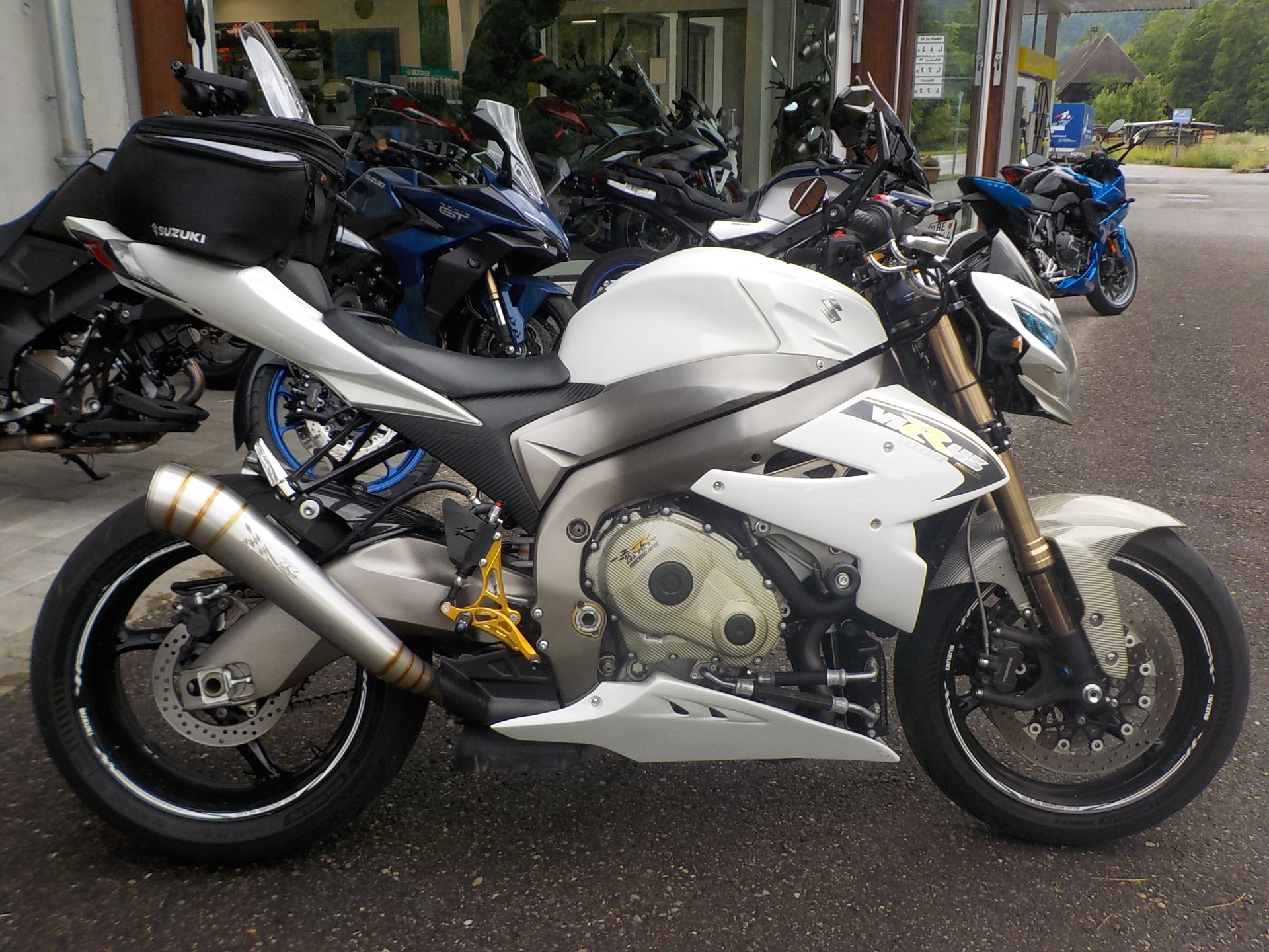 SUZUKI GSR 1000 Virus-image-6