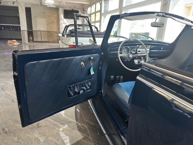 VW Cabriolet Karmann-image-23