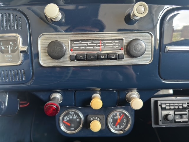 VW Cabriolet Karmann-image-27