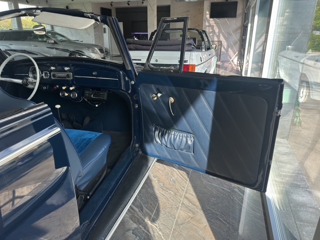 VW Cabriolet Karmann-image-28