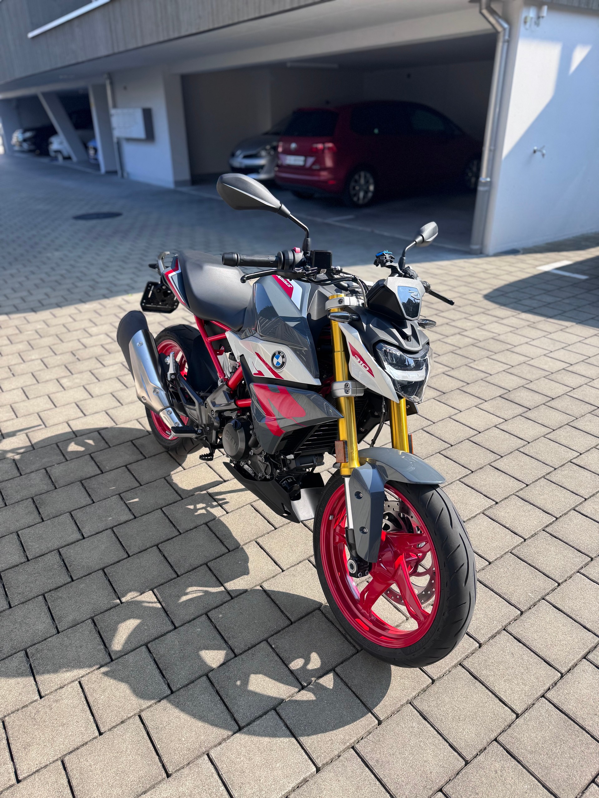 BMW G 310 R-image-0