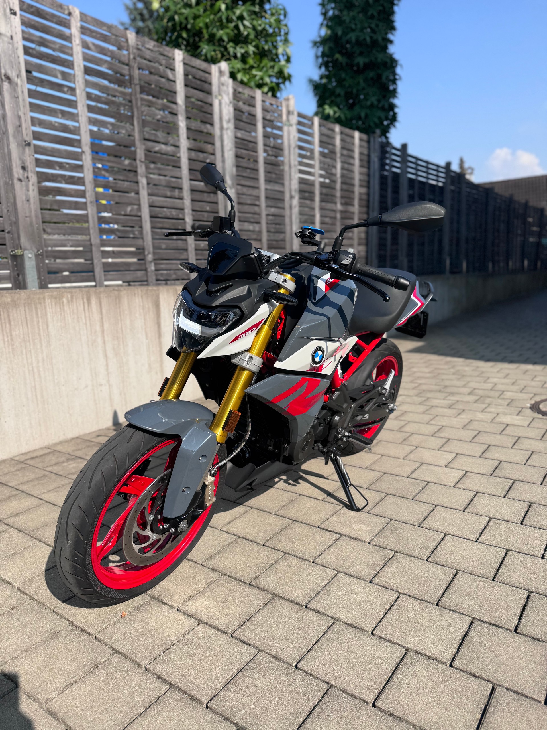 BMW G 310 R-image-1