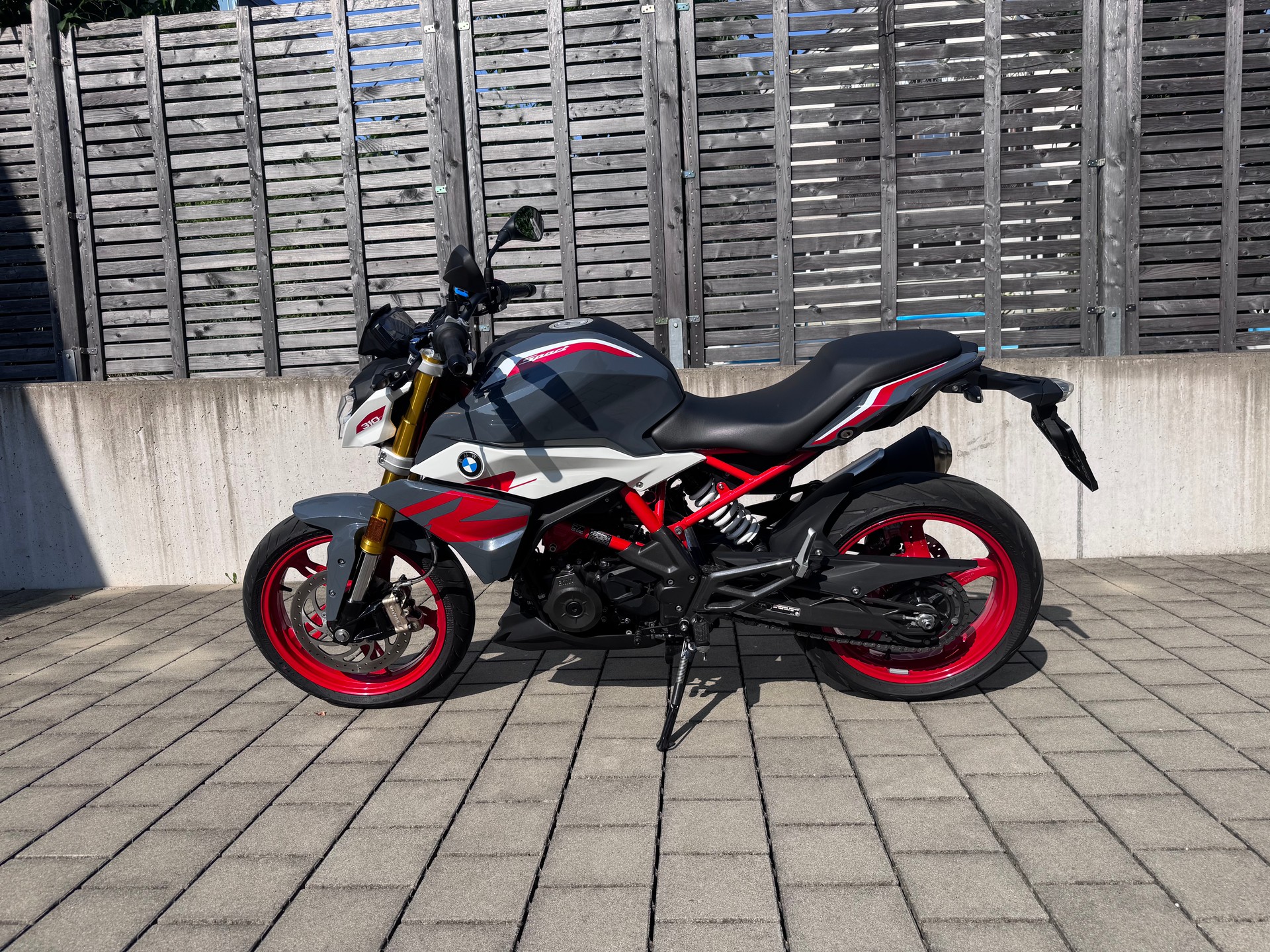 BMW G 310 R-image-3