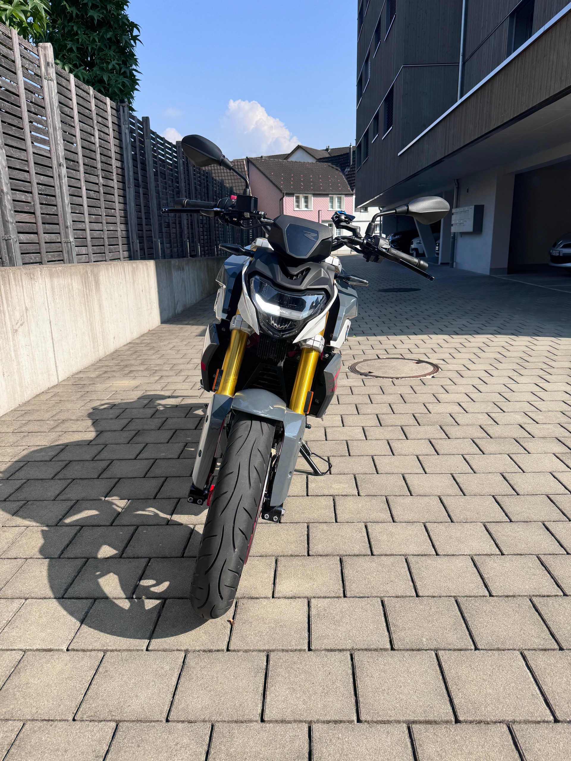 BMW G 310 R-image-2