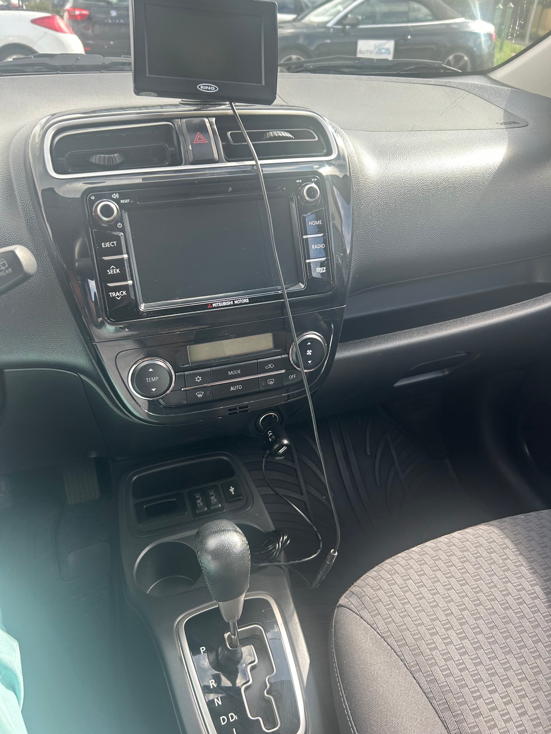 MITSUBISHI Space Star 1.2 Value Anniversary CVT-image-11