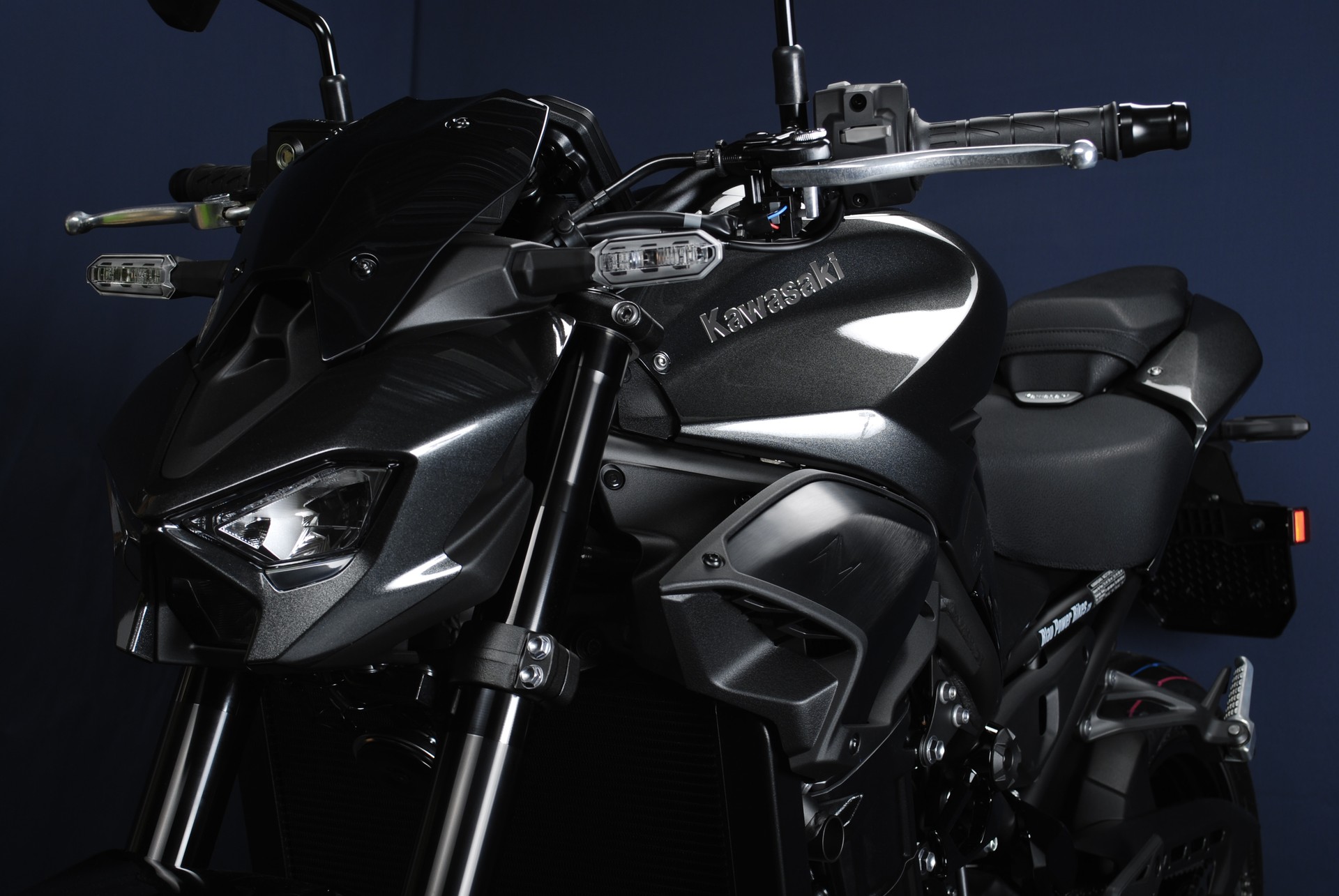 KAWASAKI Z 900 (35kW) MY26-image-8