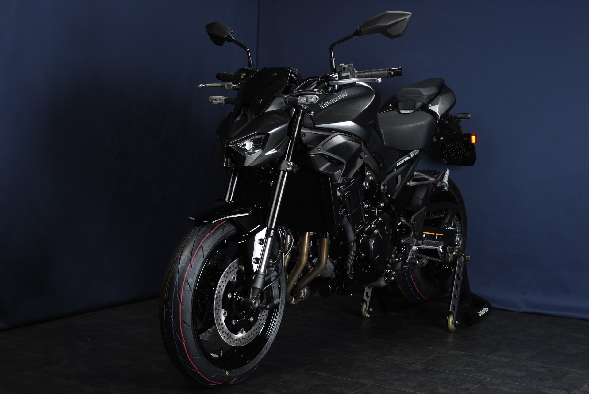 KAWASAKI Z 900 (35kW) MY26-image-7