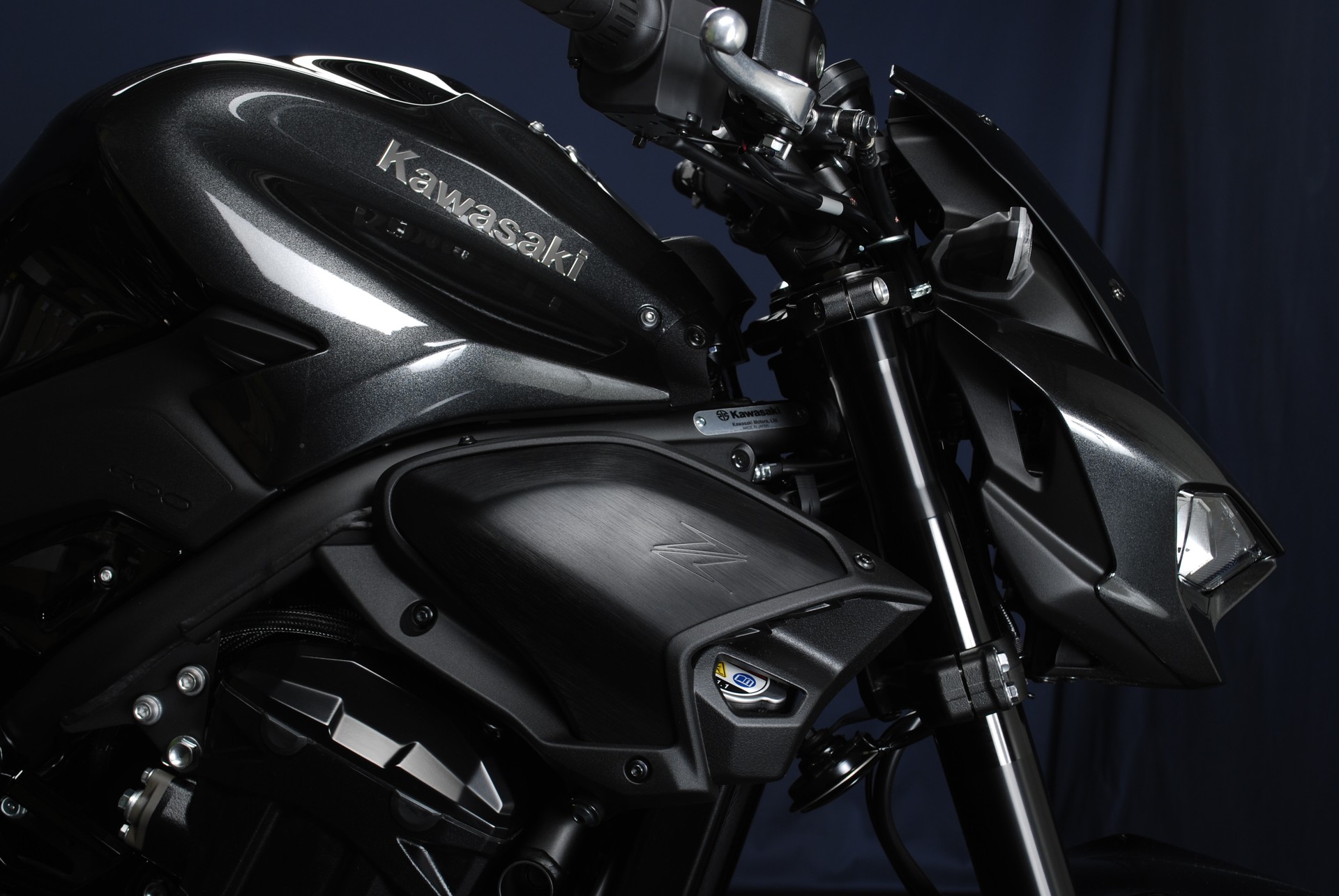 KAWASAKI Z 900 (35kW) MY26-image-5