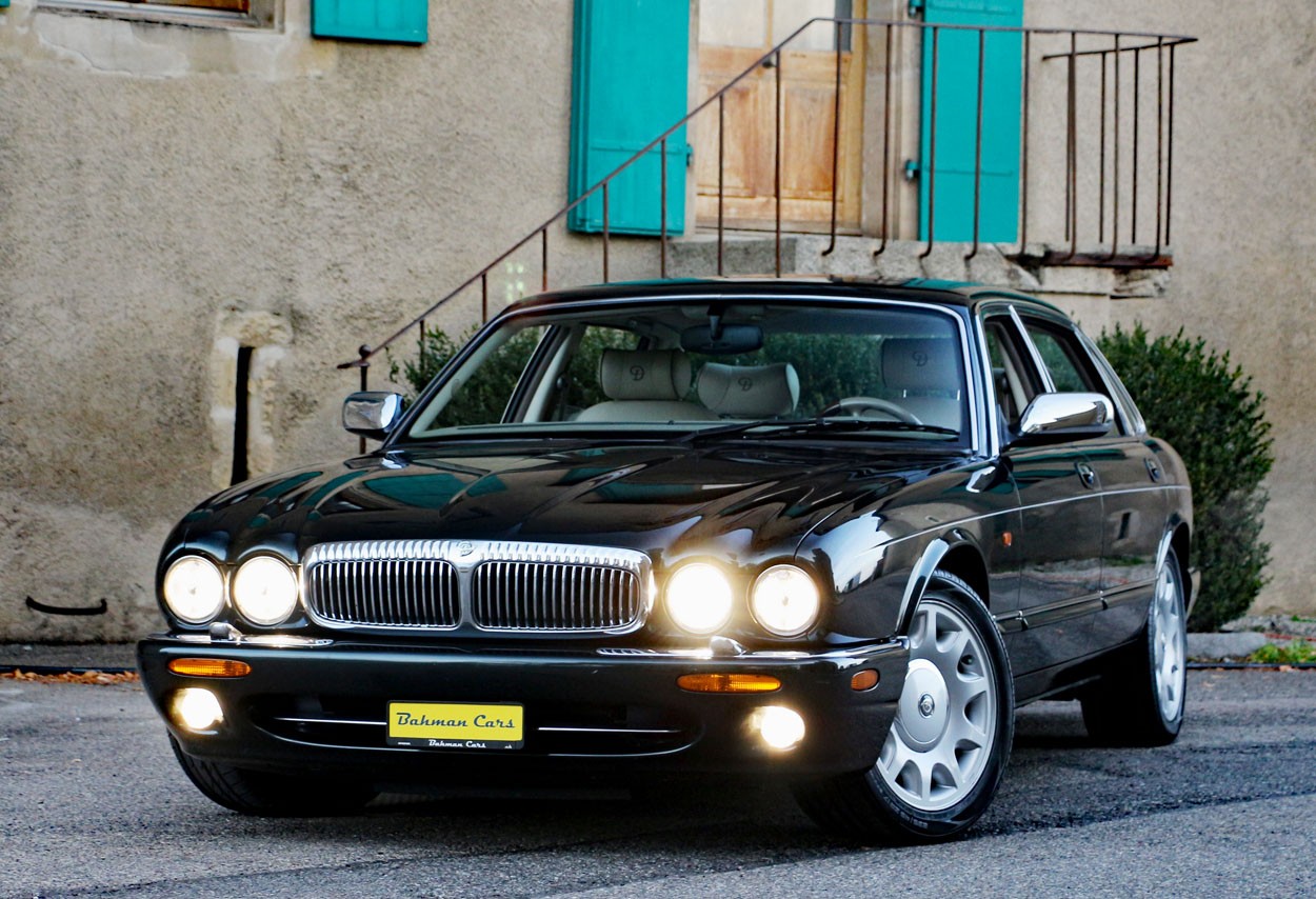 DAIMLER Super V8 4.0 S/C-image-31