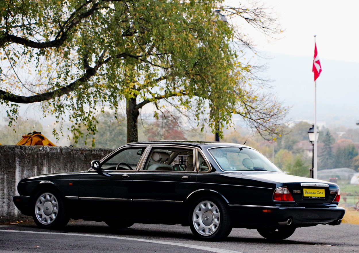 DAIMLER Super V8 4.0 S/C-image-26