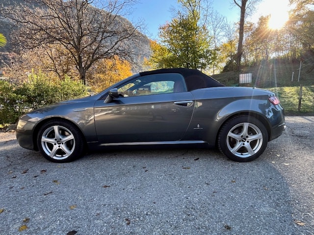 ALFA ROMEO Spider 2.2 JTS-image-1