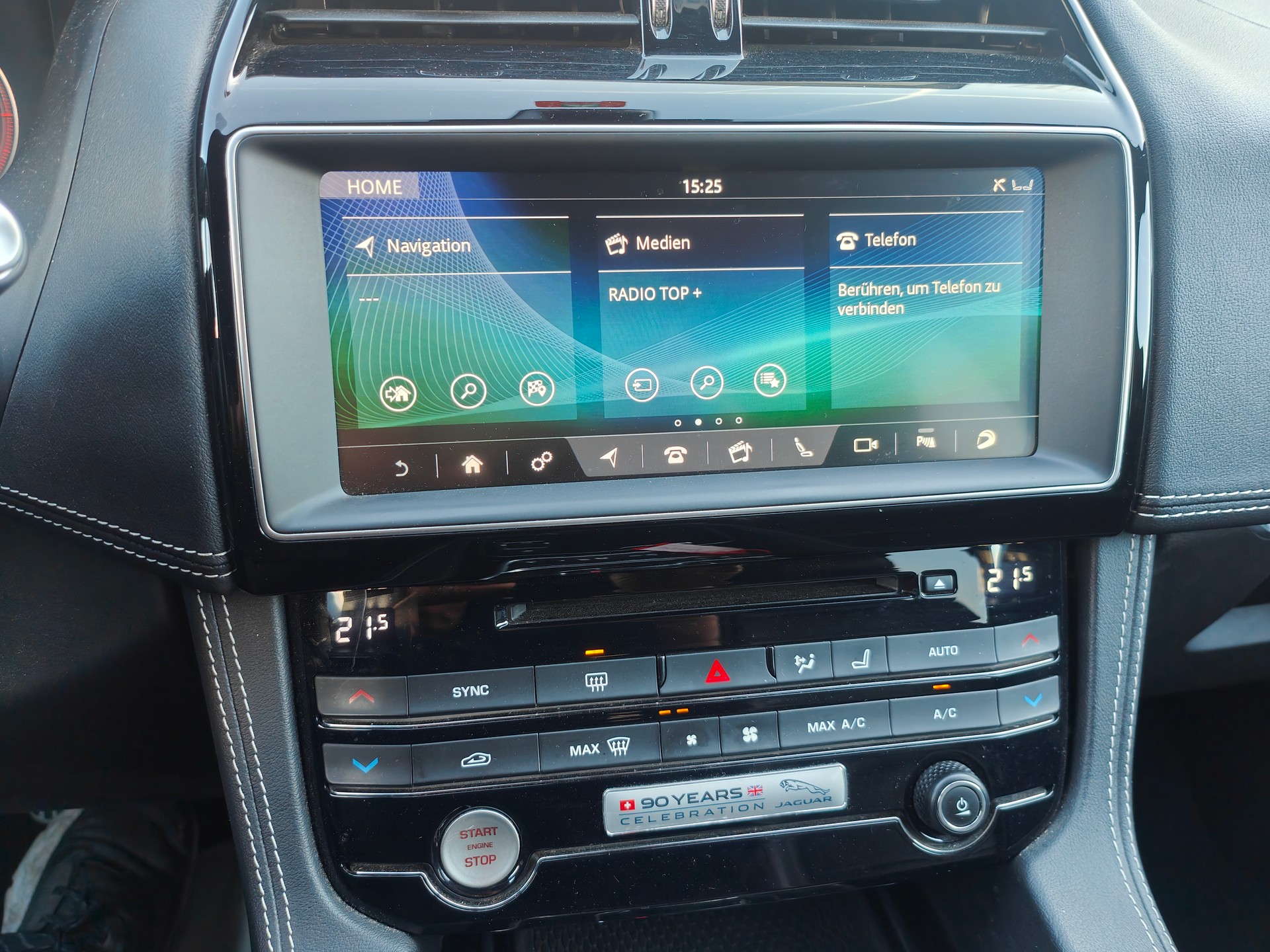 JAGUAR F-Pace 3.0 TD S AWD Automatik-image-19