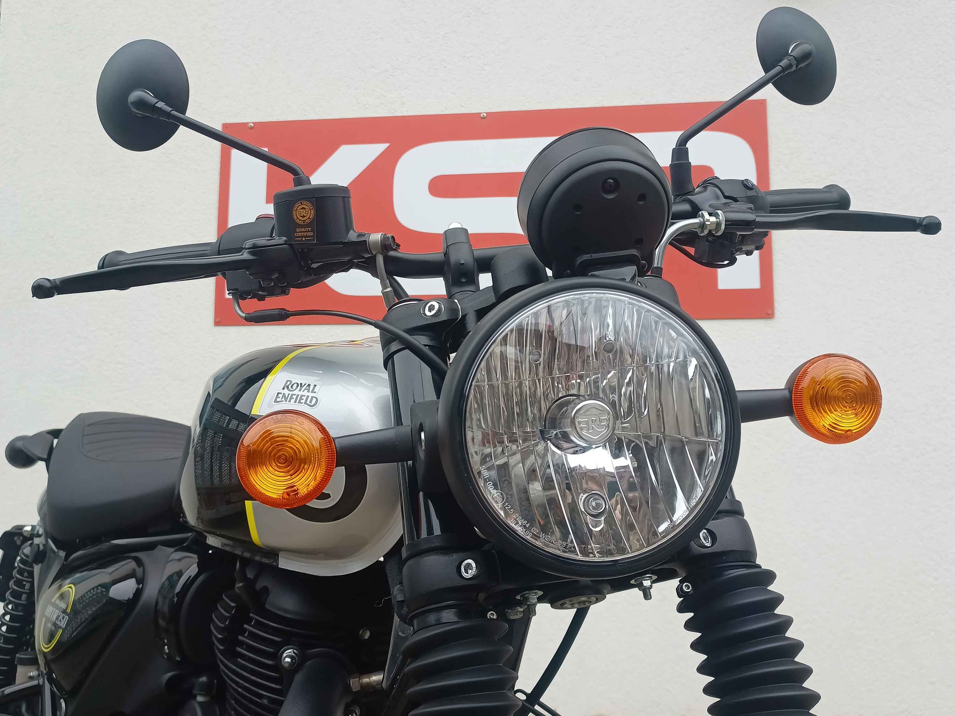 ROYAL ENFIELD Hntr 350 Rebel-image-5
