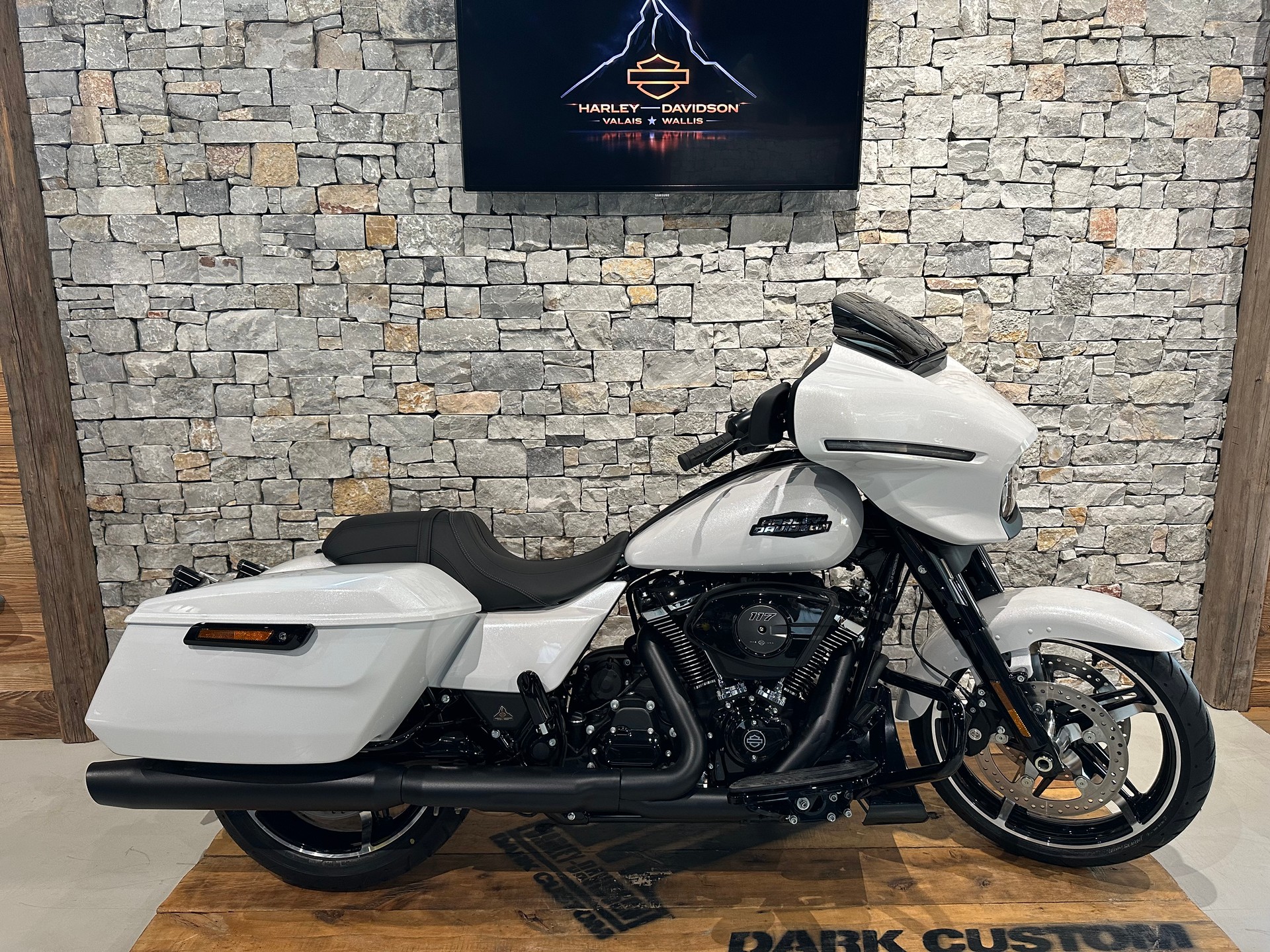 HARLEY-DAVIDSON FLHX Street Glide 117-image-0