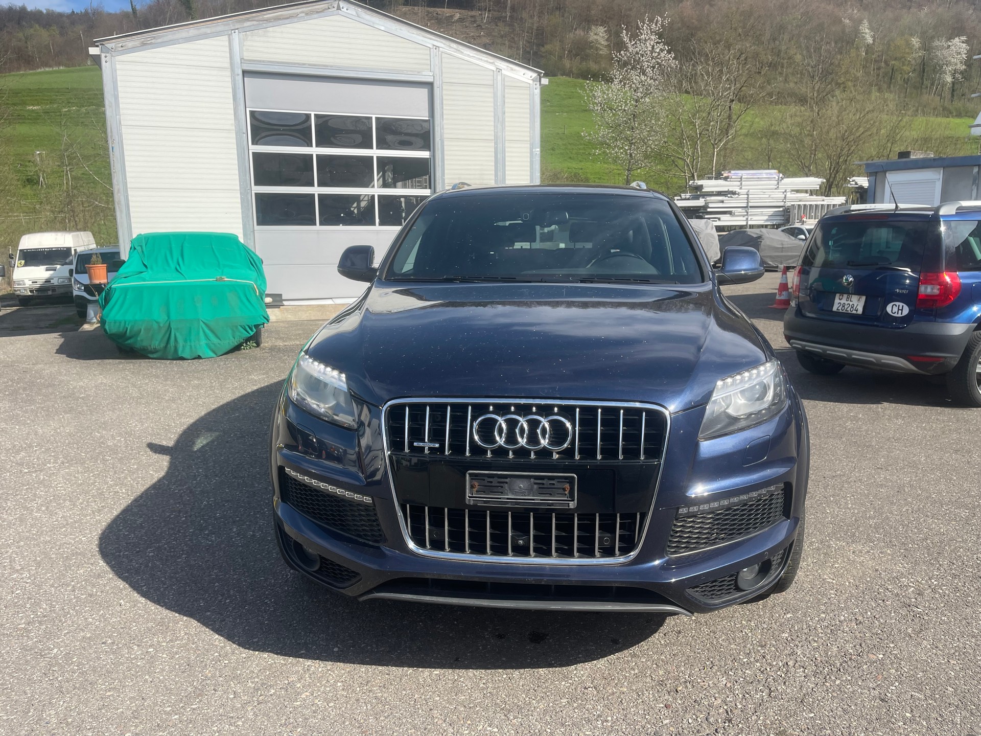 AUDI Q7 3.0 TDI quattro tiptronic S Line 7 Plätze B5b-image-1