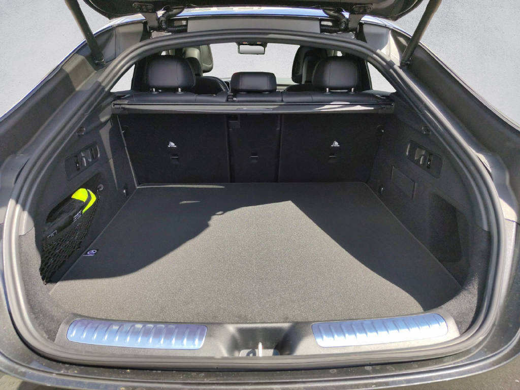 MERCEDES-BENZ GLC 220 d AMG Line 4Matic Coupé-image-7