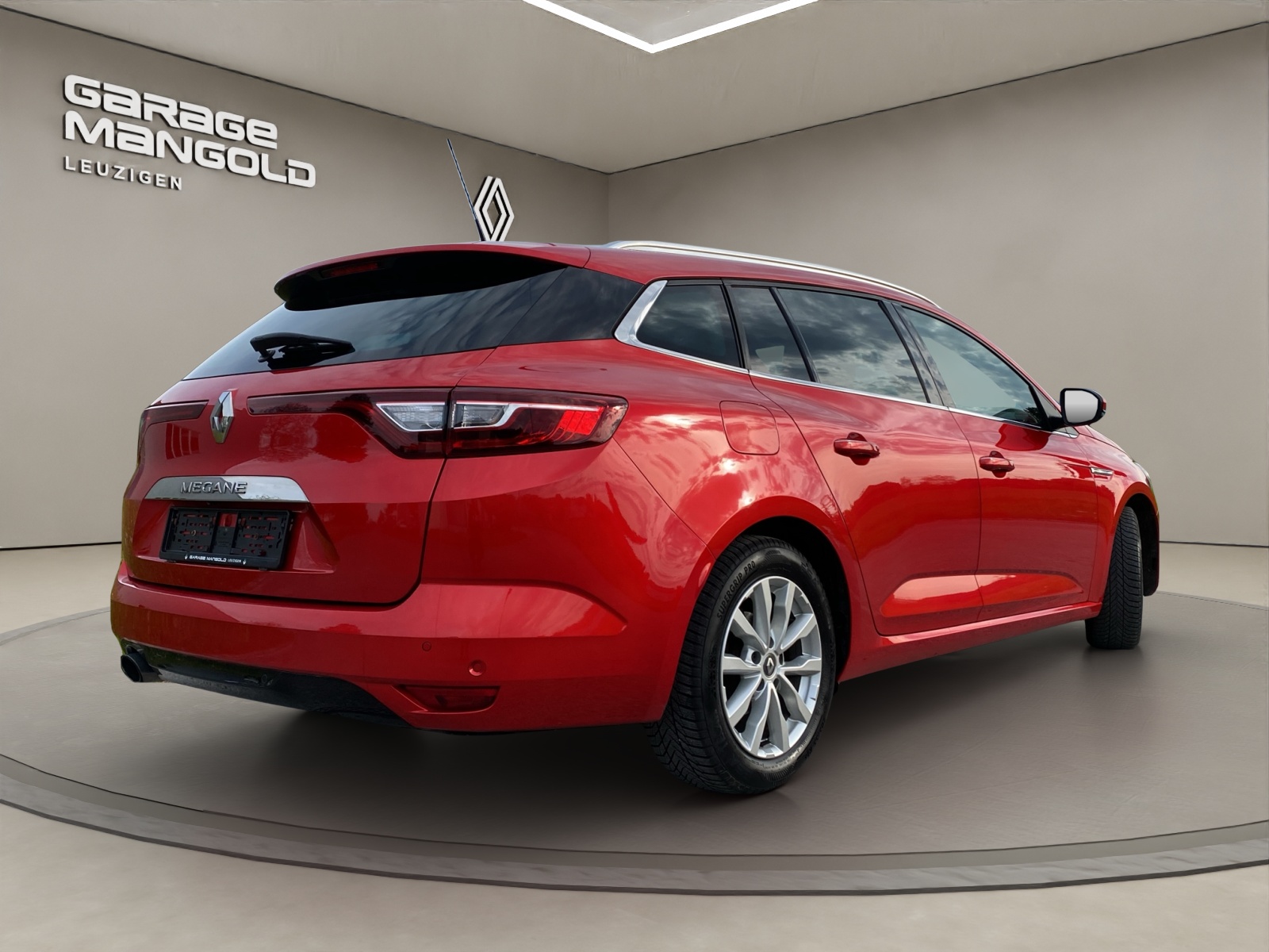 RENAULT Mégane Grandtour 1.2 16V Turbo Bose EDC-image-4
