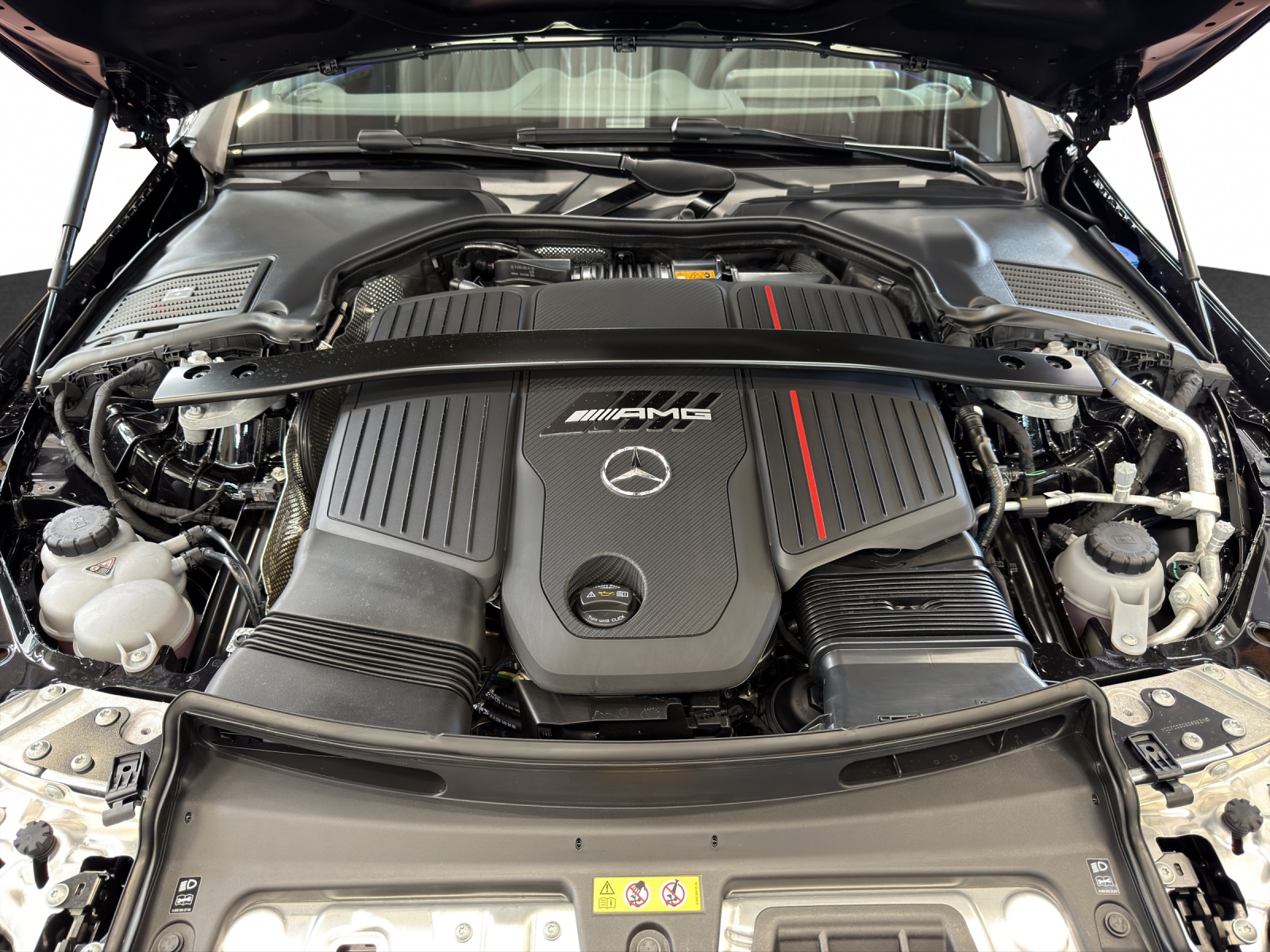 MERCEDES-BENZ CLE AMG 53 Cabrio 4Matic+-image-16