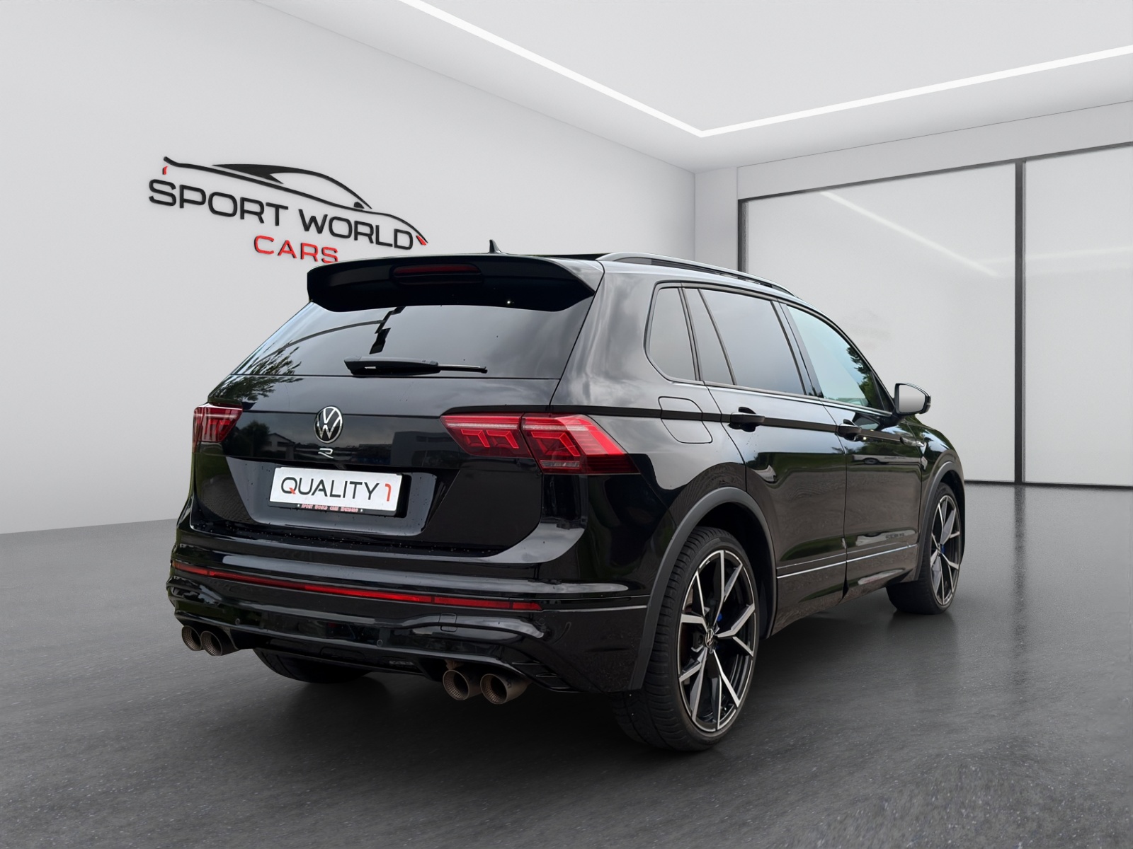 VW Tiguan 2.0TSI R 4Motion DSG-image-15