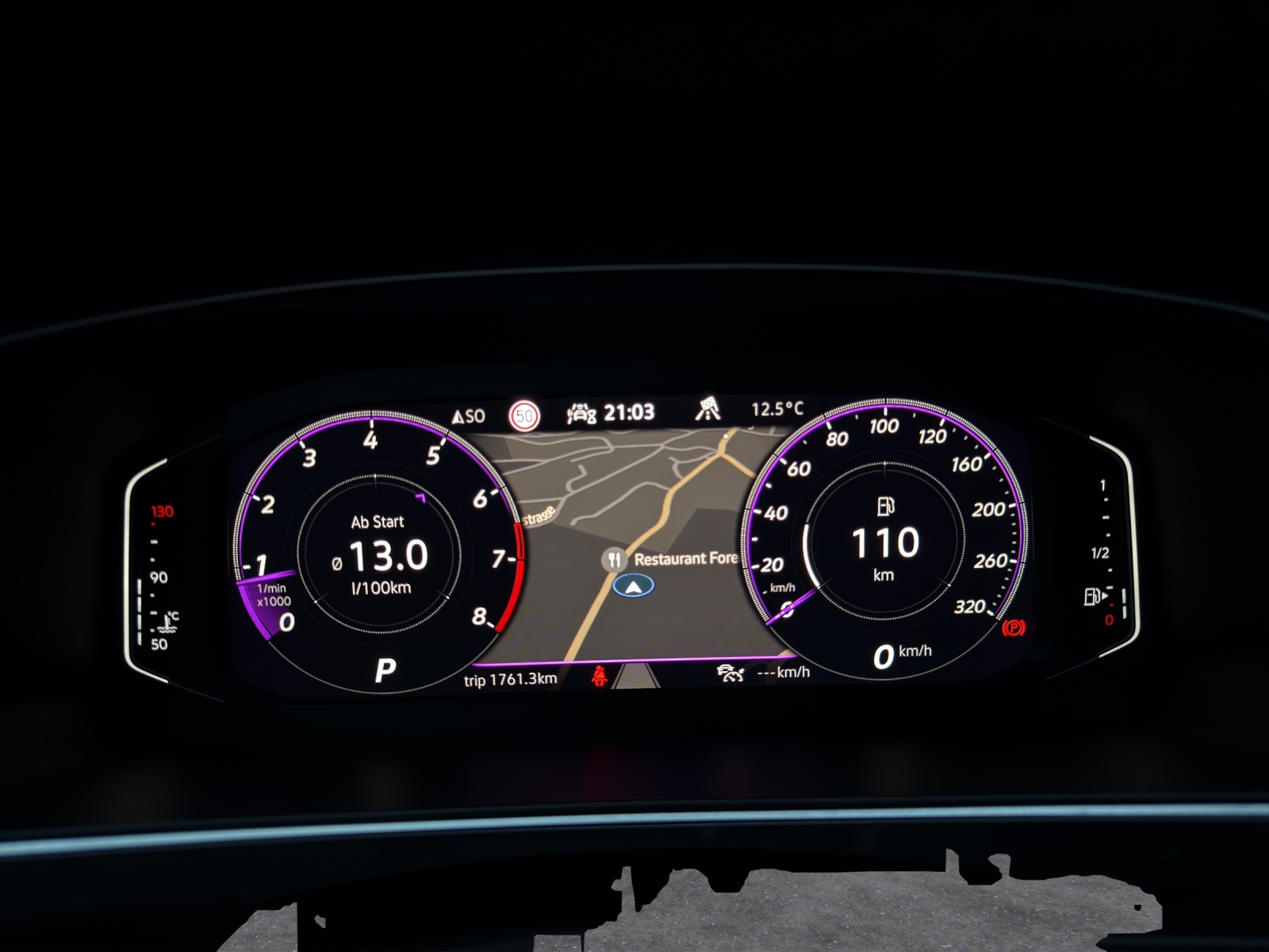 VW Tiguan 2.0TSI R 4Motion DSG-image-22