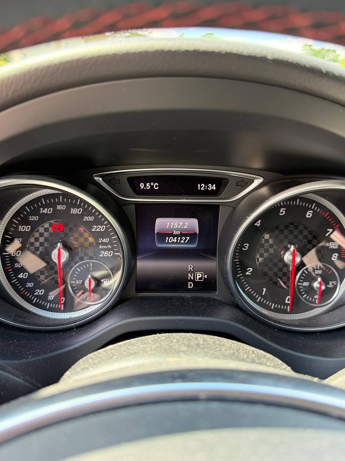 MERCEDES-BENZ A 200 AMG Line-image-8
