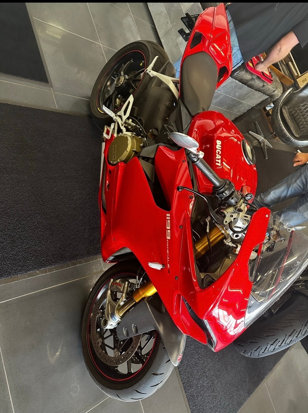 DUCATI Panigale 1199 S ABS-image-3