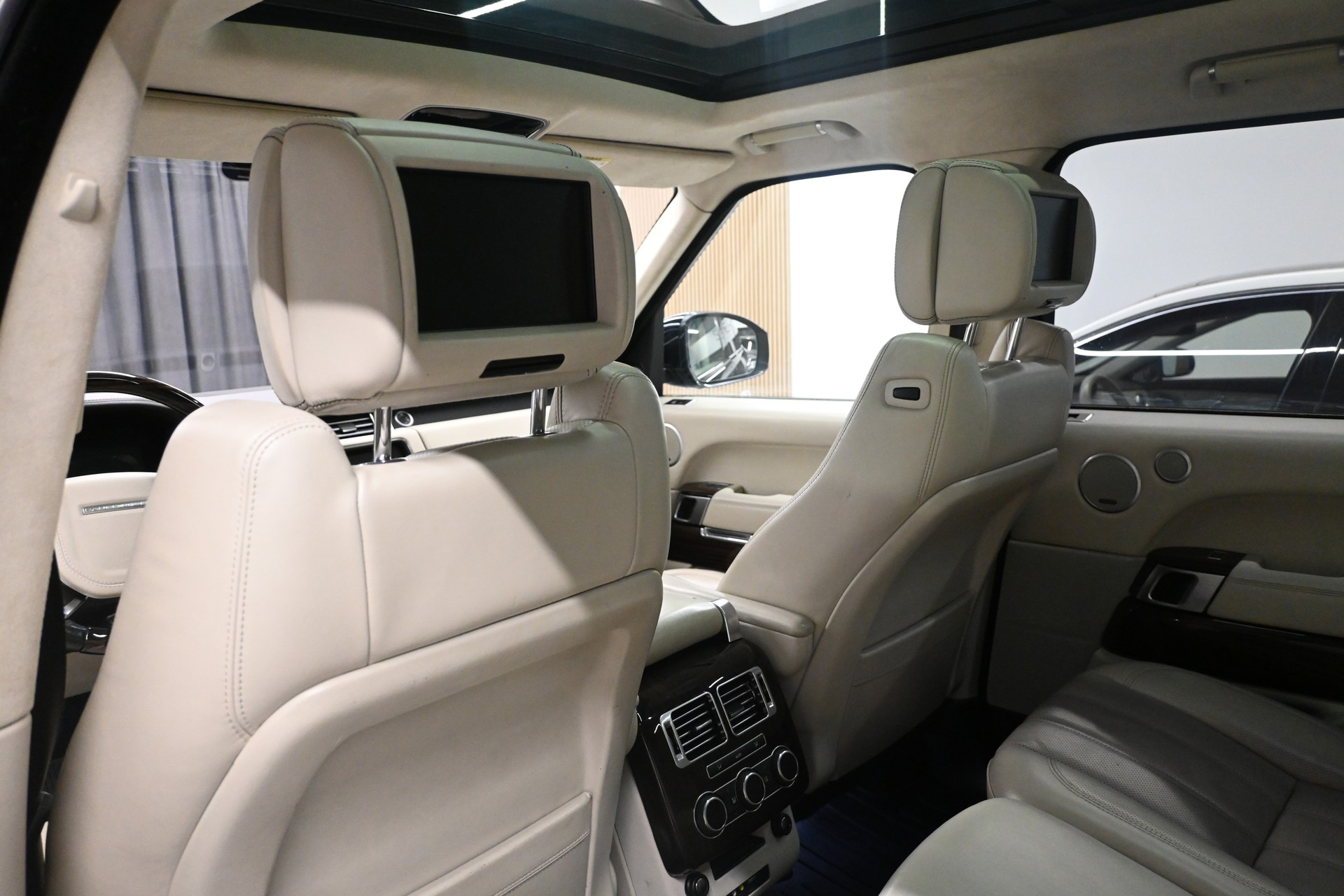 LAND ROVER Range Rover 5.0 V8 SC Autobiography Automatic-image-14