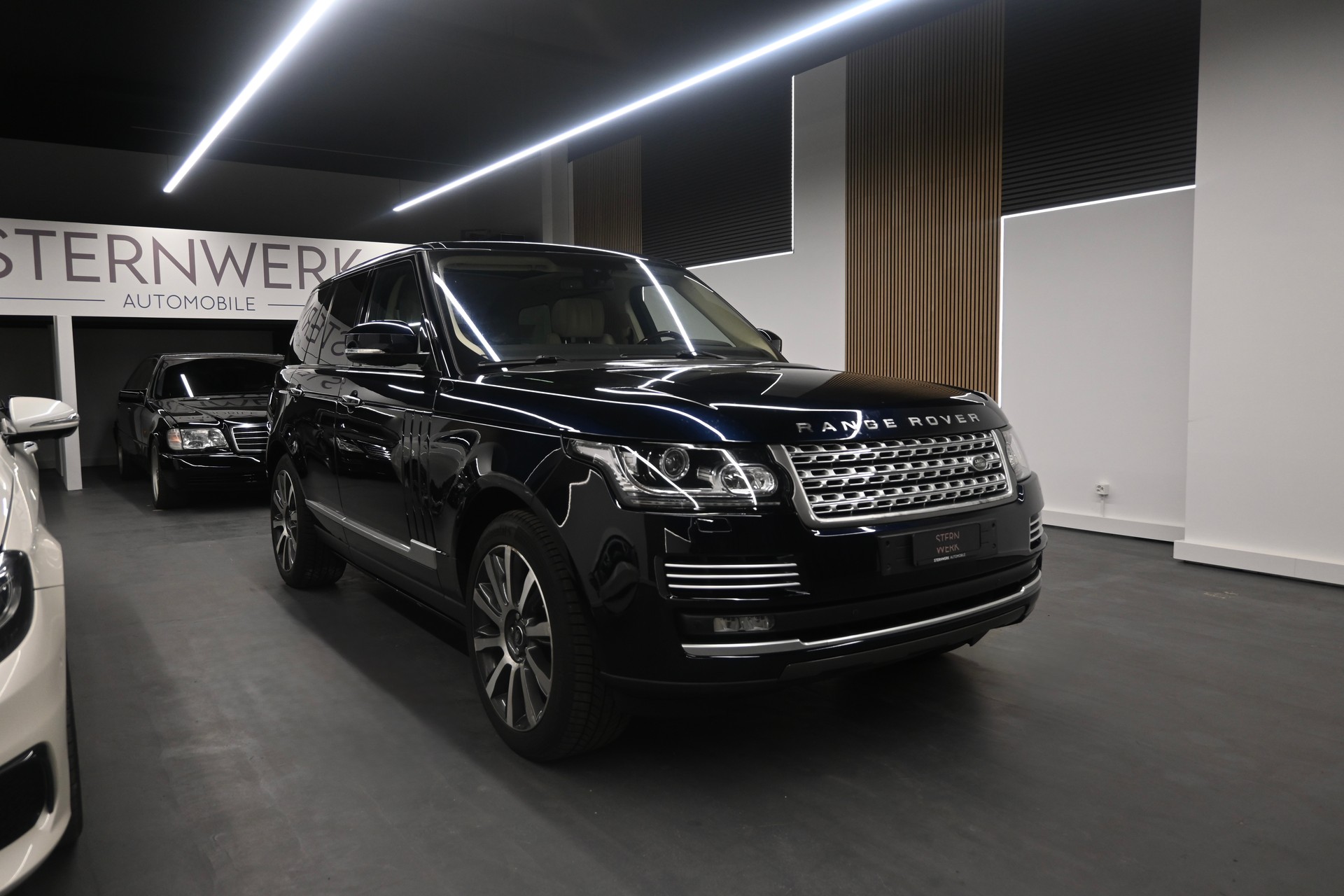 LAND ROVER Range Rover 5.0 V8 SC Autobiography Automatic-showroom-element-2
