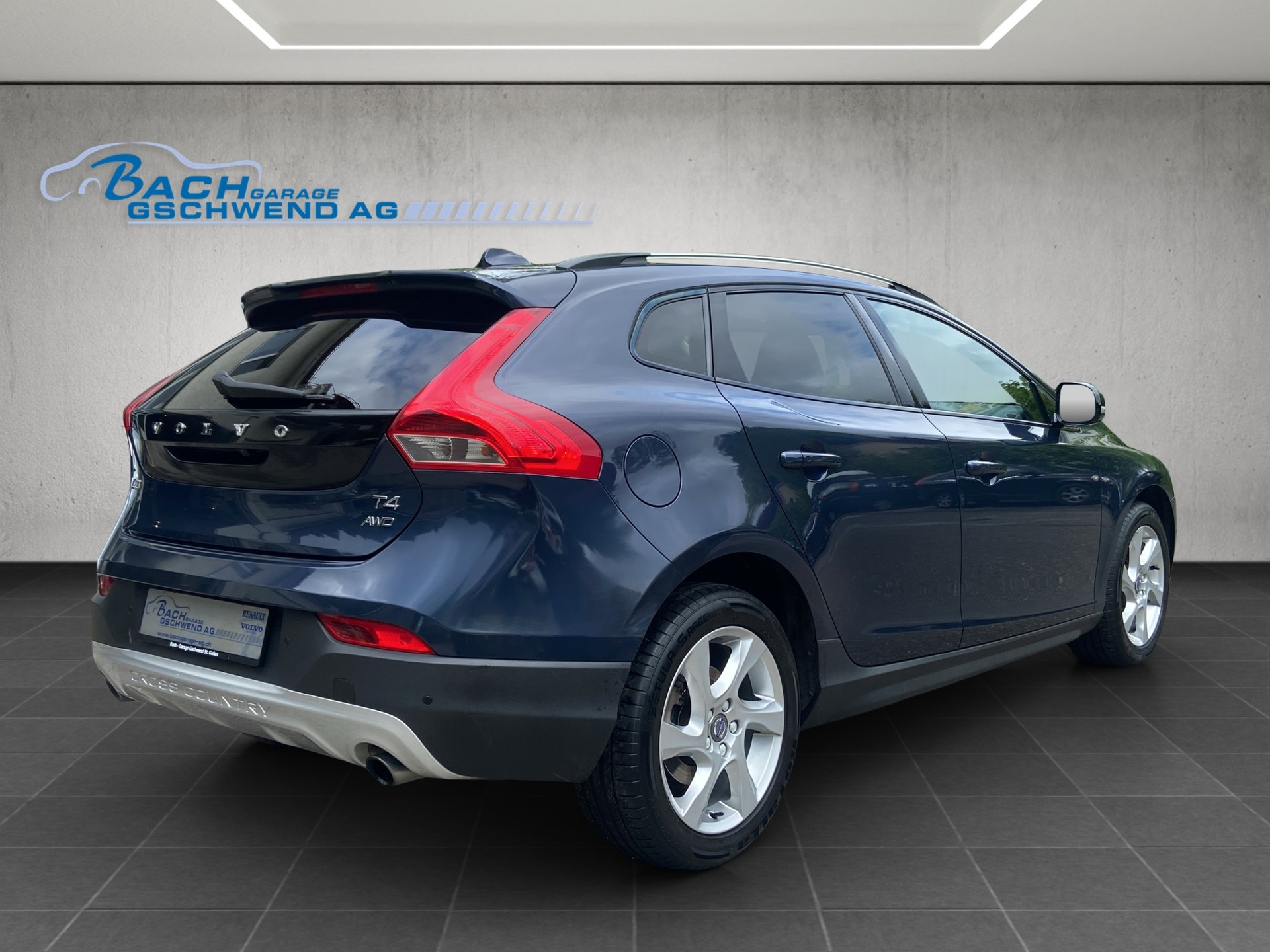 VOLVO V40 Cross Country T4 2.0 AWD Summum Geartronic-showroom-element-3