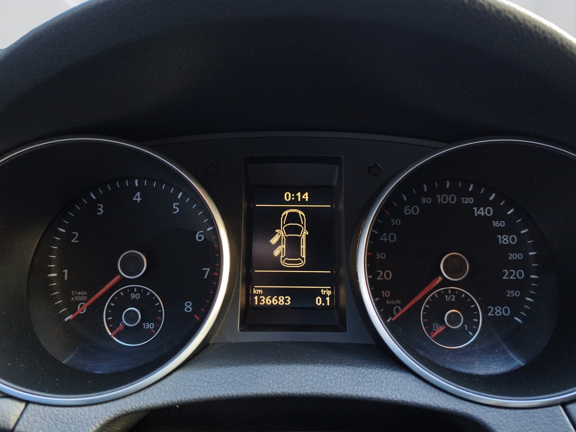 VW Golf 2.0 TSI GTI-image-7