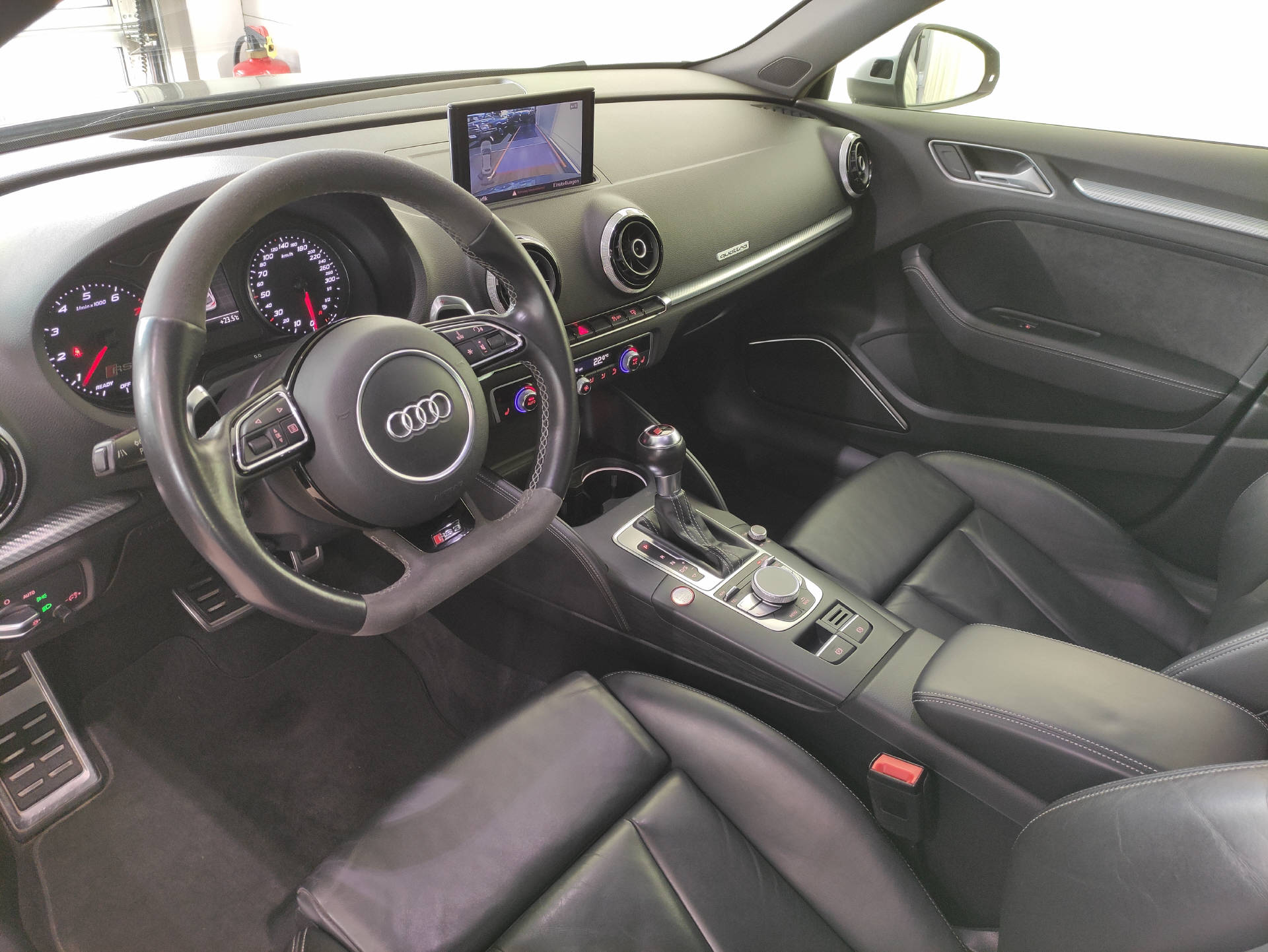 AUDI RS3 Sportback 2.5 TFSI quattro S-Tronic-showroom-element-2