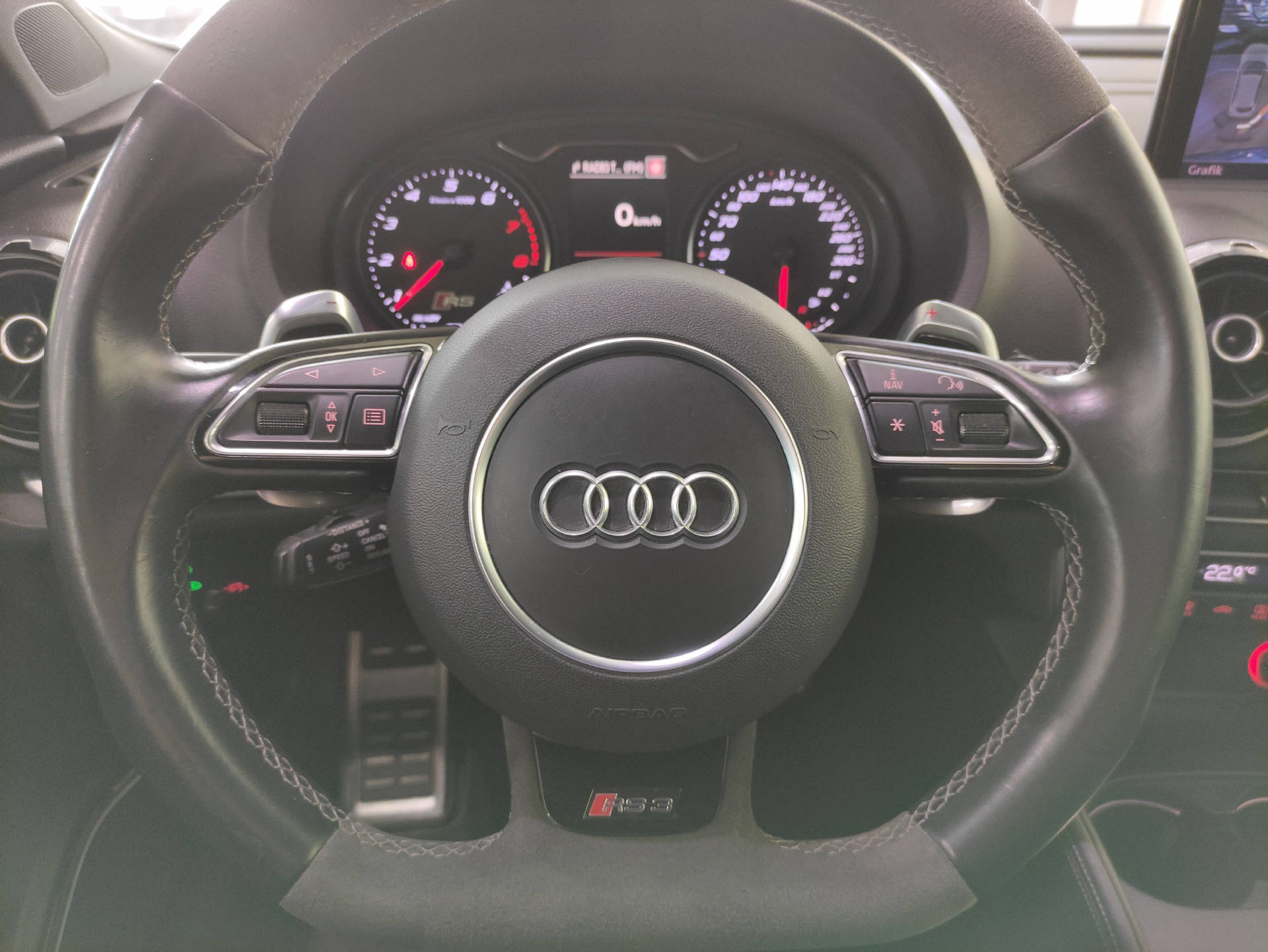 AUDI RS3 Sportback 2.5 TFSI quattro S-Tronic-image-5