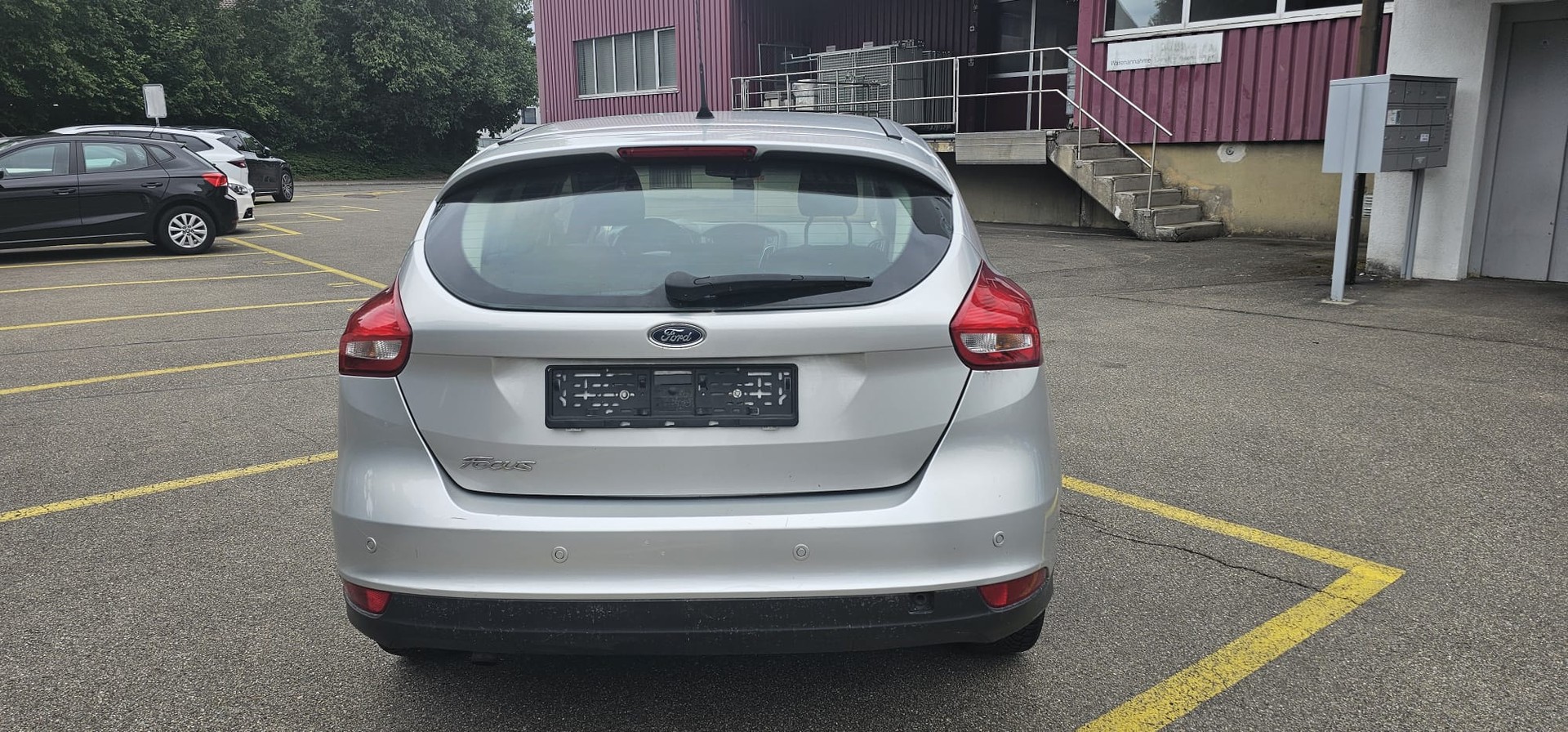 FORD Focus 1.5 TDCi Trend PowerShift-image-2