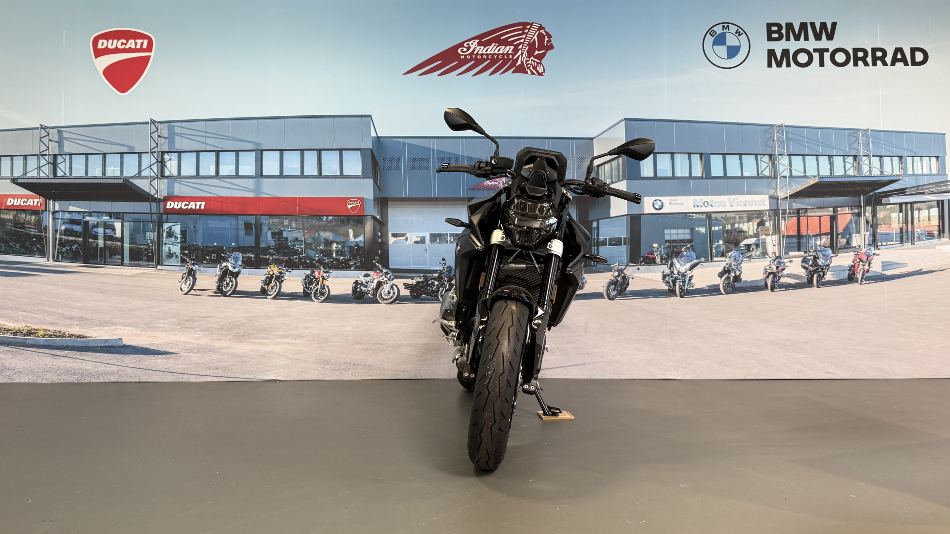 BMW F 900 R A2 Youngster 35KW / Leasing à partir de 2.9%-image-1