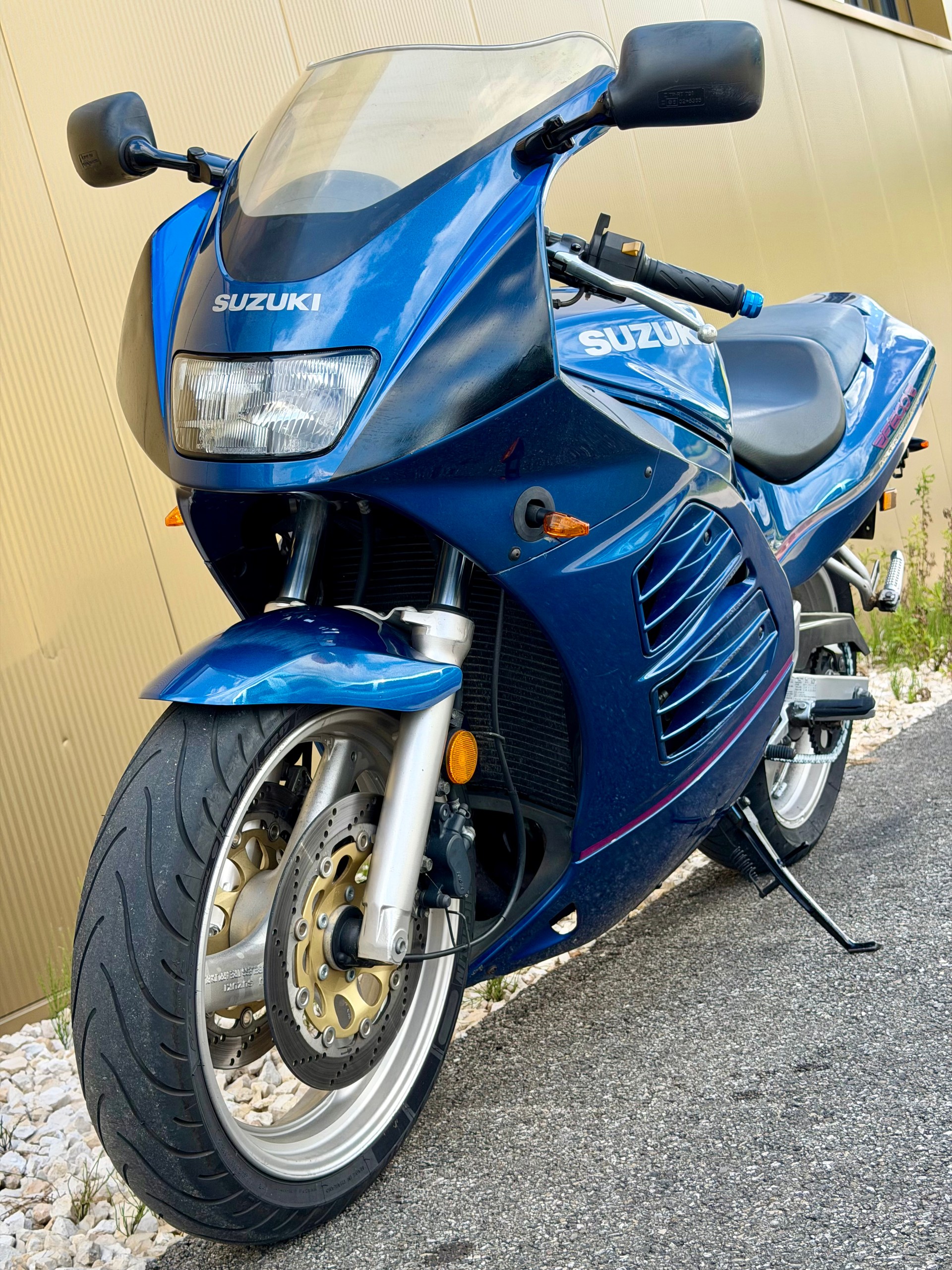 SUZUKI RF 600 R-image-7