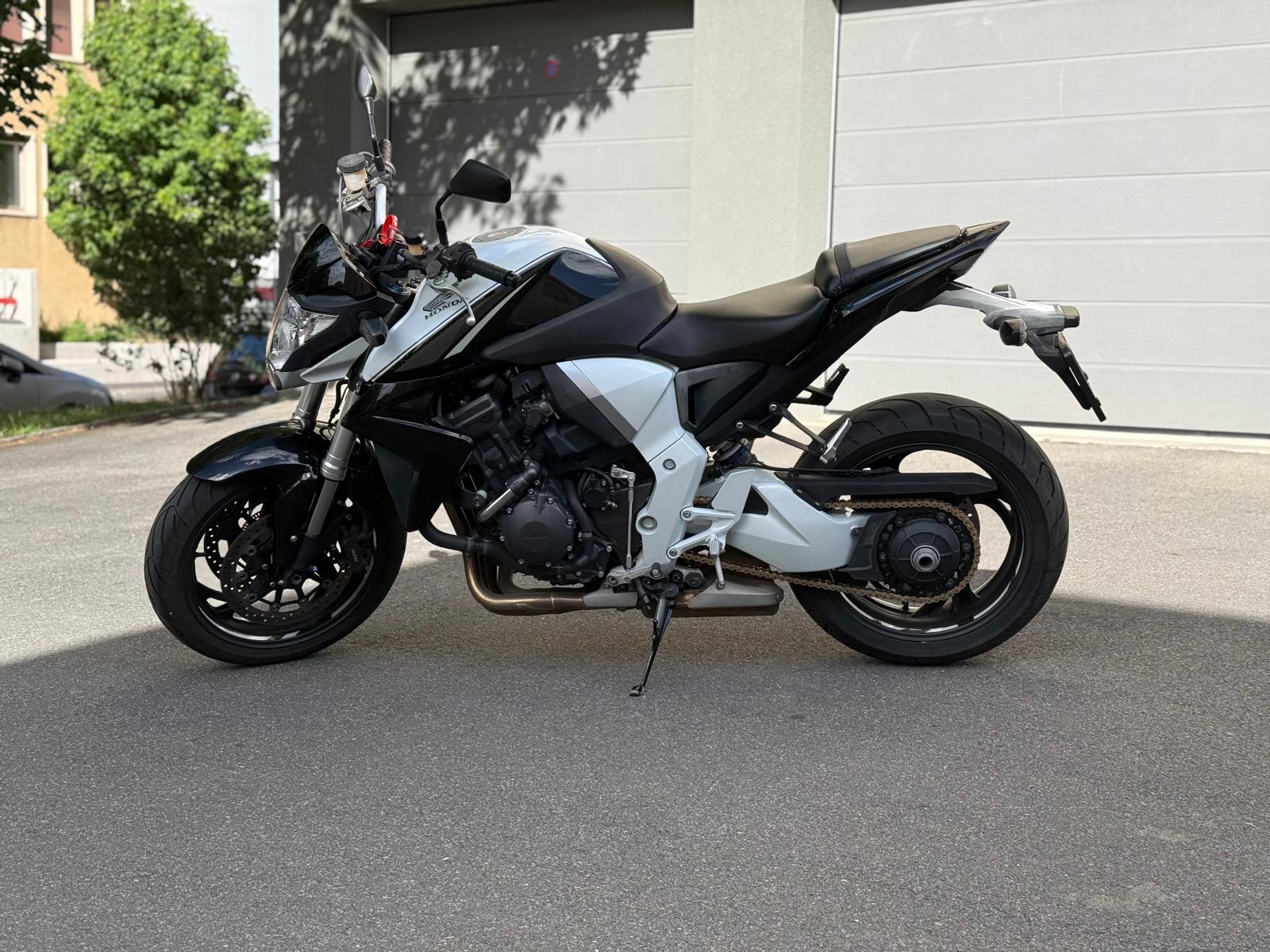HONDA CB 1000 R ABS-image-2