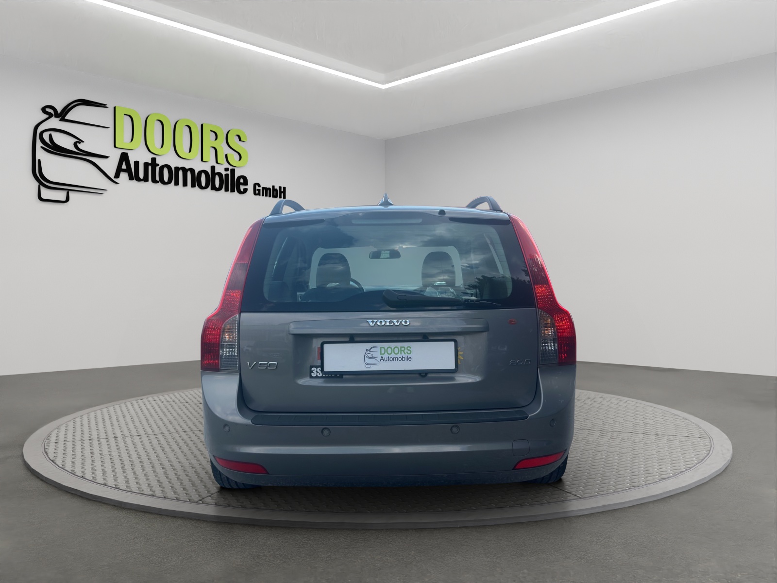 VOLVO V50 2.0D-showroom-element-3