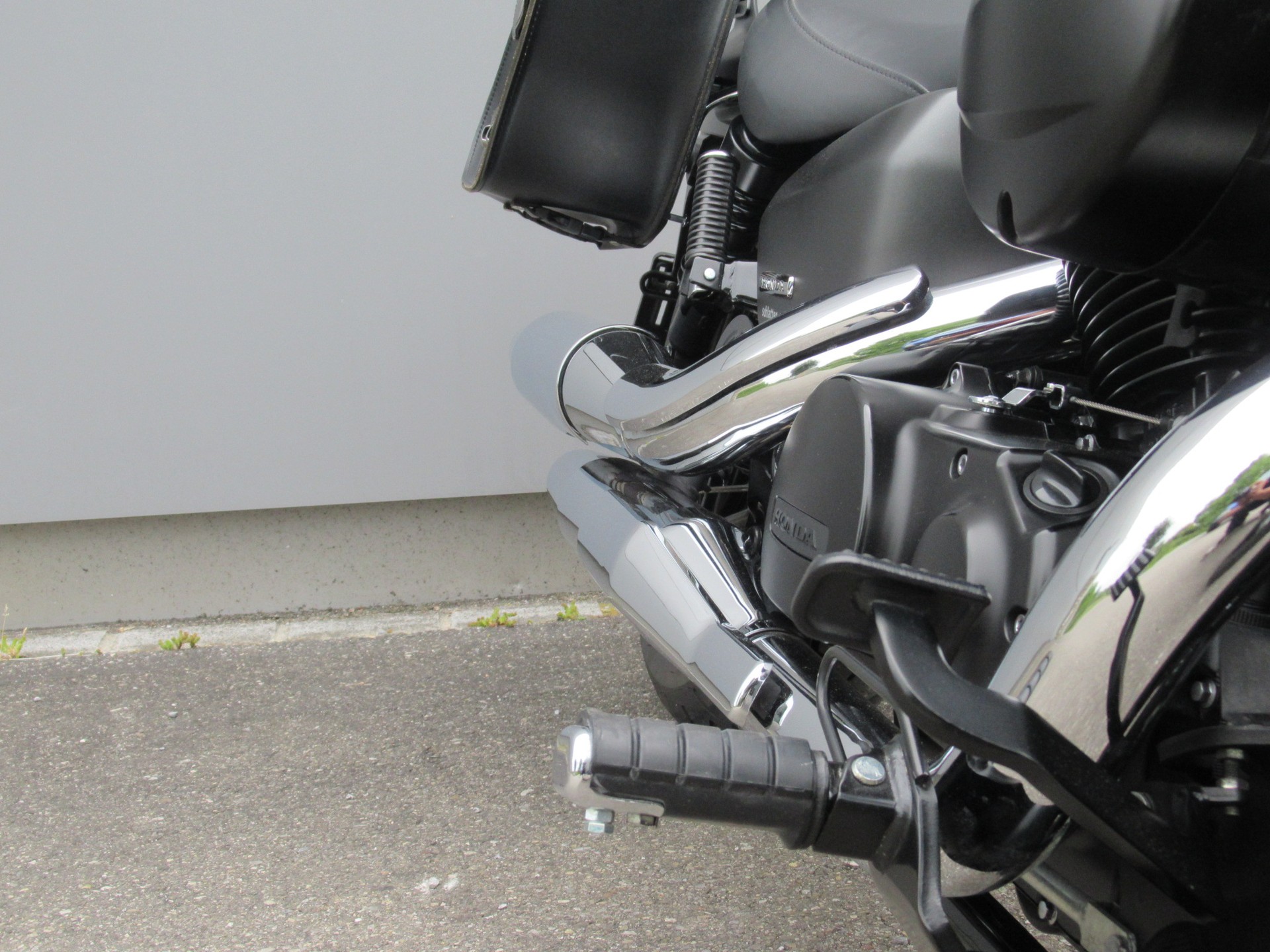 HONDA VT 750 C2B Shadow Black Spirit-image-3
