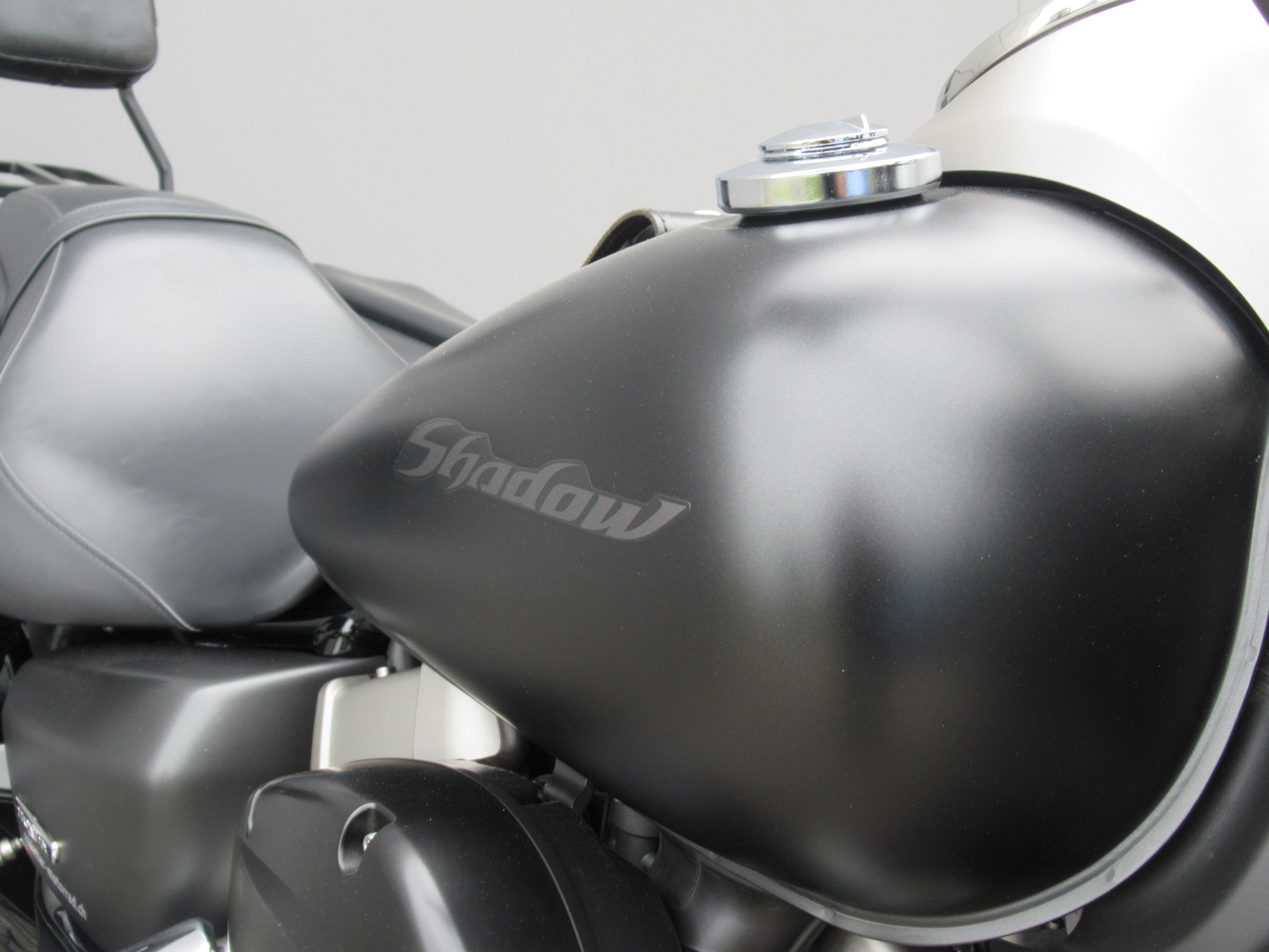 HONDA VT 750 C2B Shadow Black Spirit-image-5