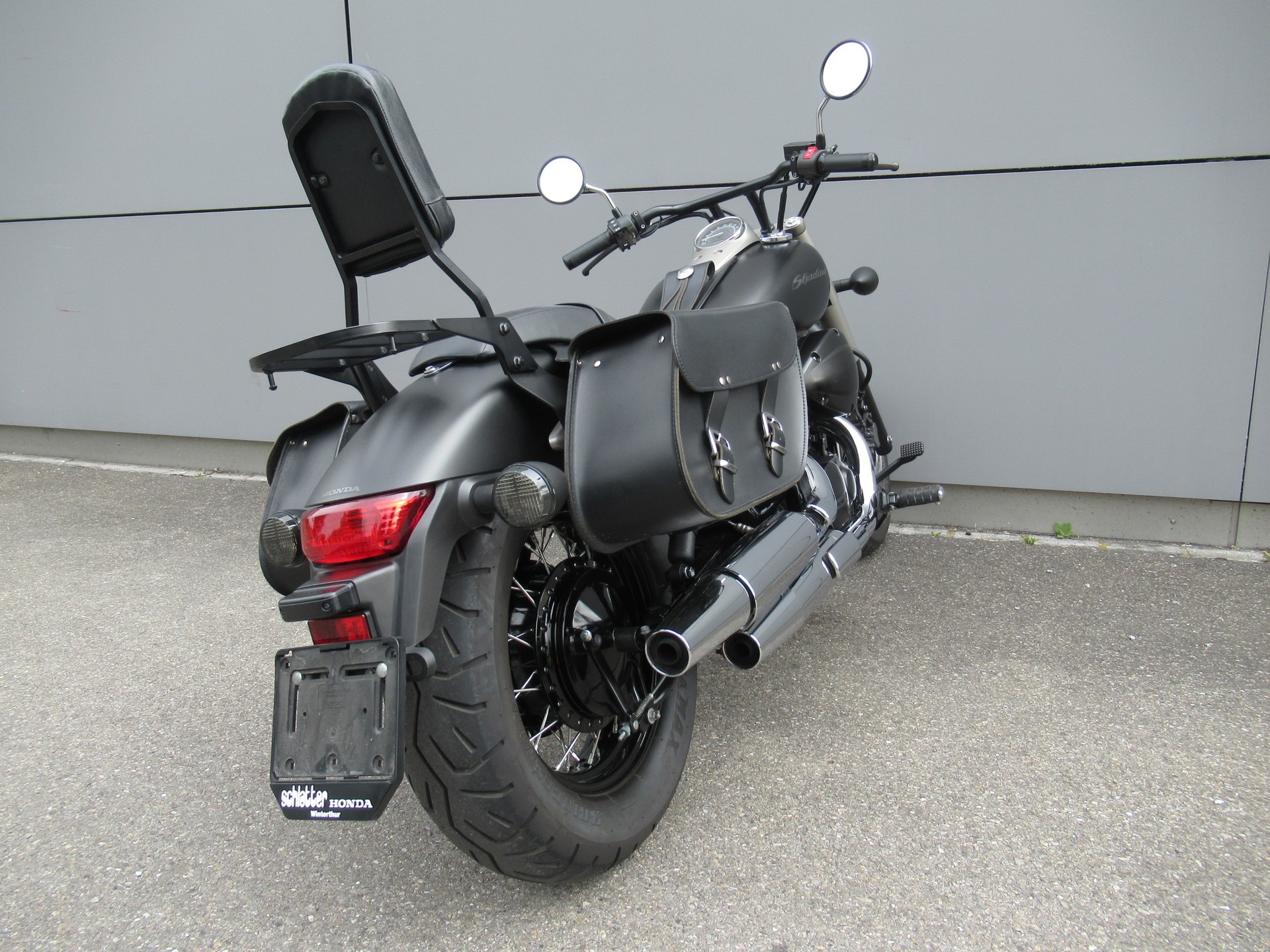 HONDA VT 750 C2B Shadow Black Spirit-image-2