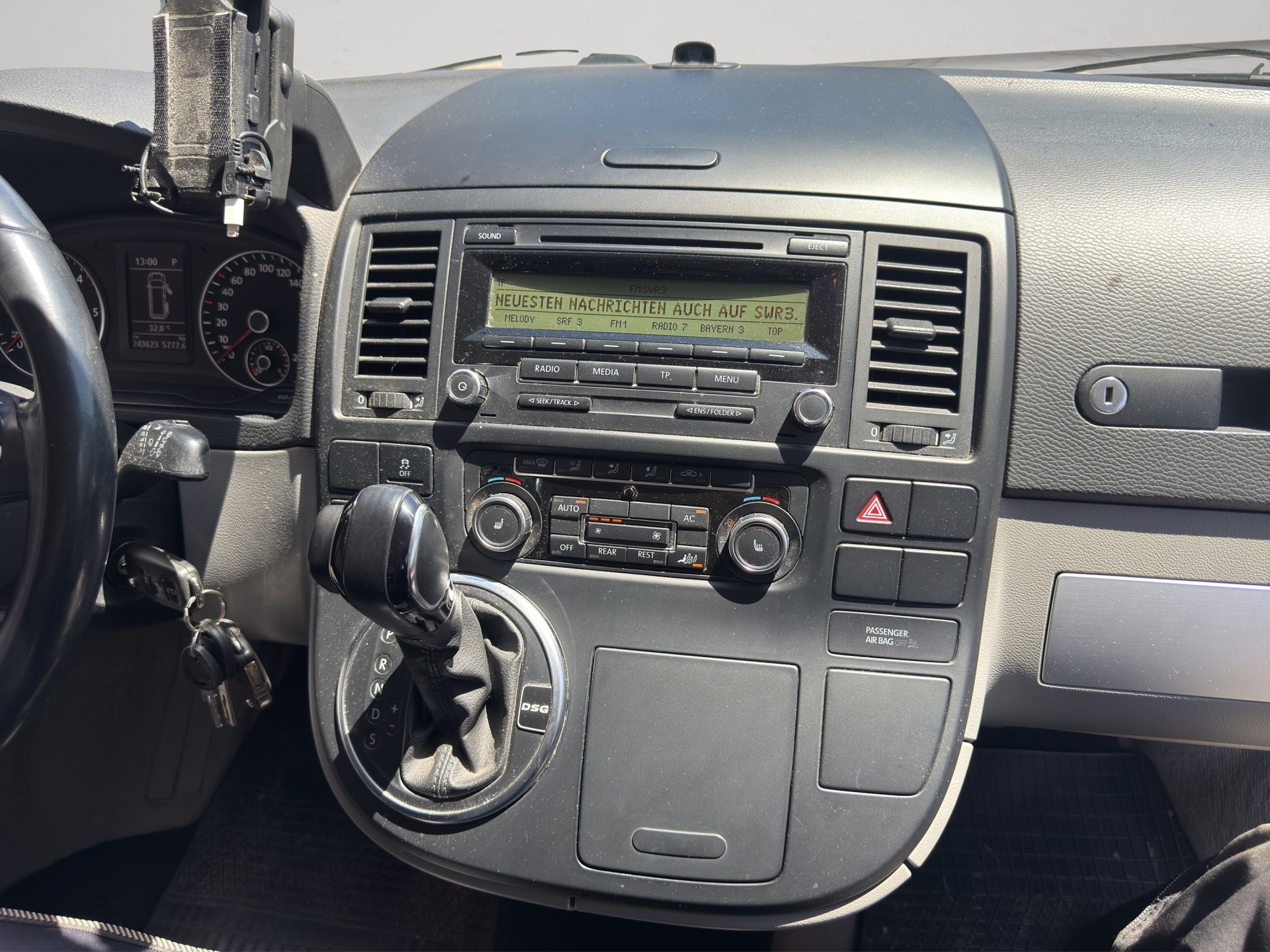 VW T5 California 2.0 Bi-TDI Comfortline 4Motion DSG-image-13