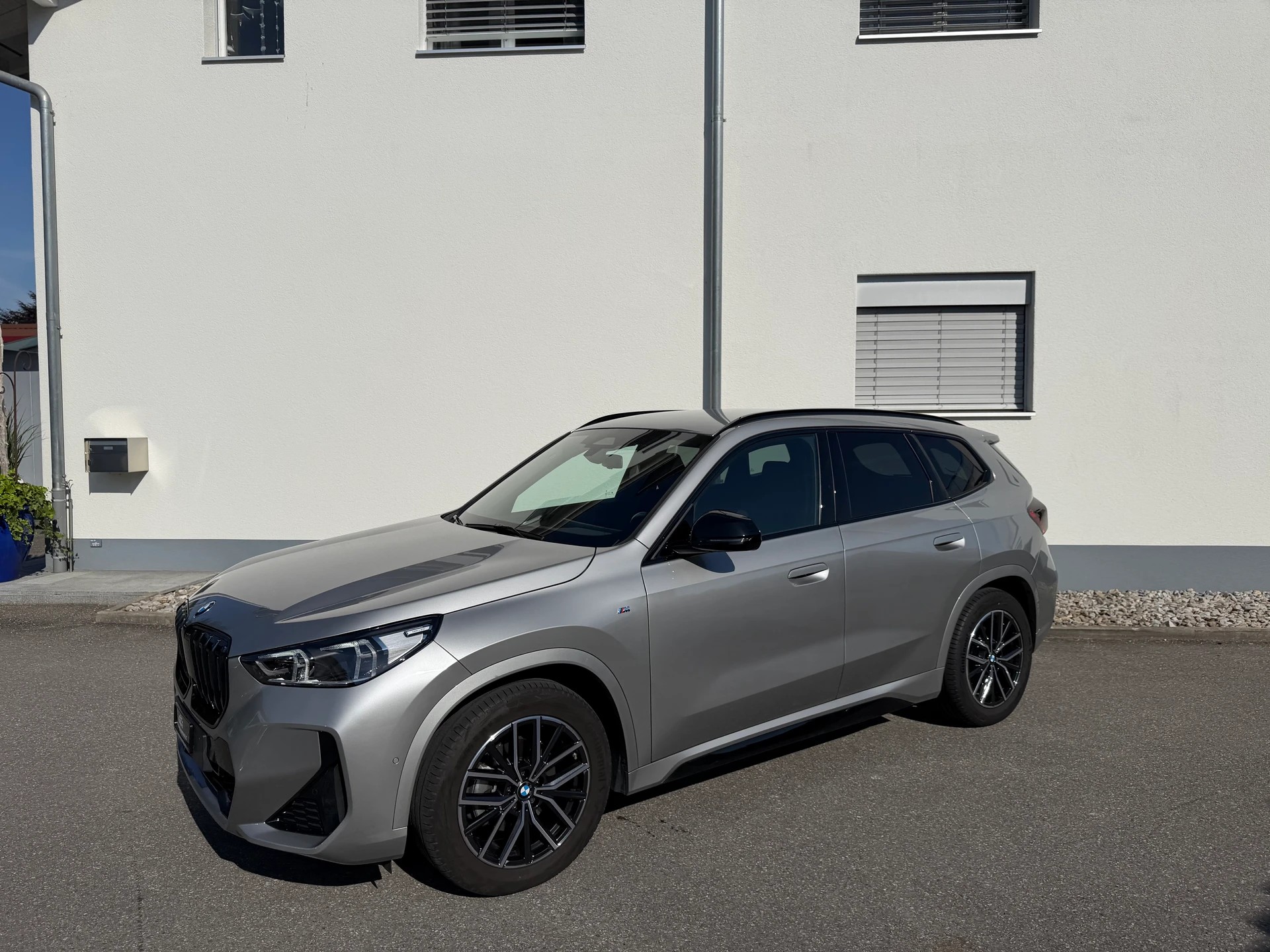 BMW X1 xDrive 20d 48V M Sport-image-10